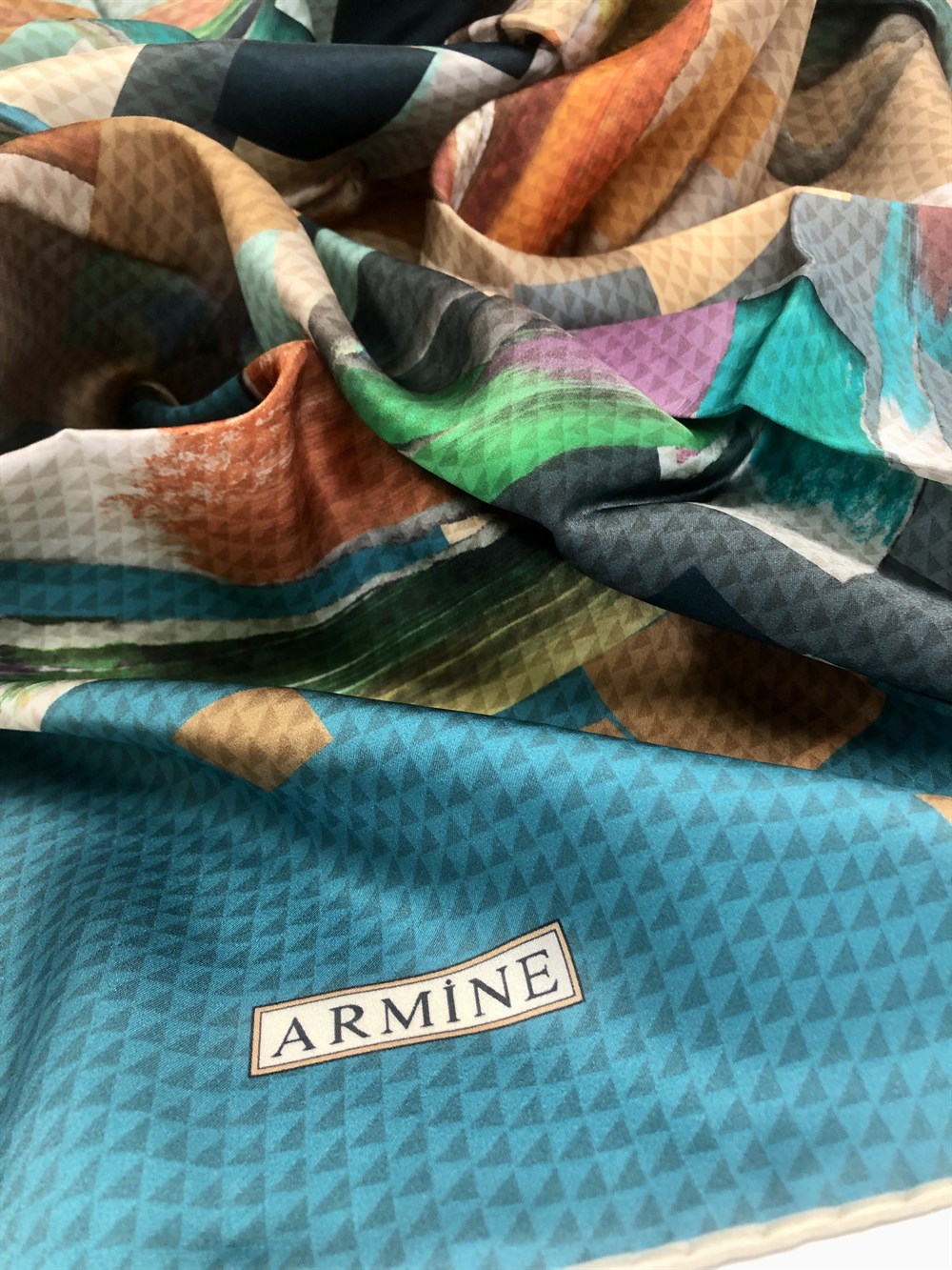 Armine İpek Eşarp 2022 İlkbahar-Yaz - 8727D-34 - Sura