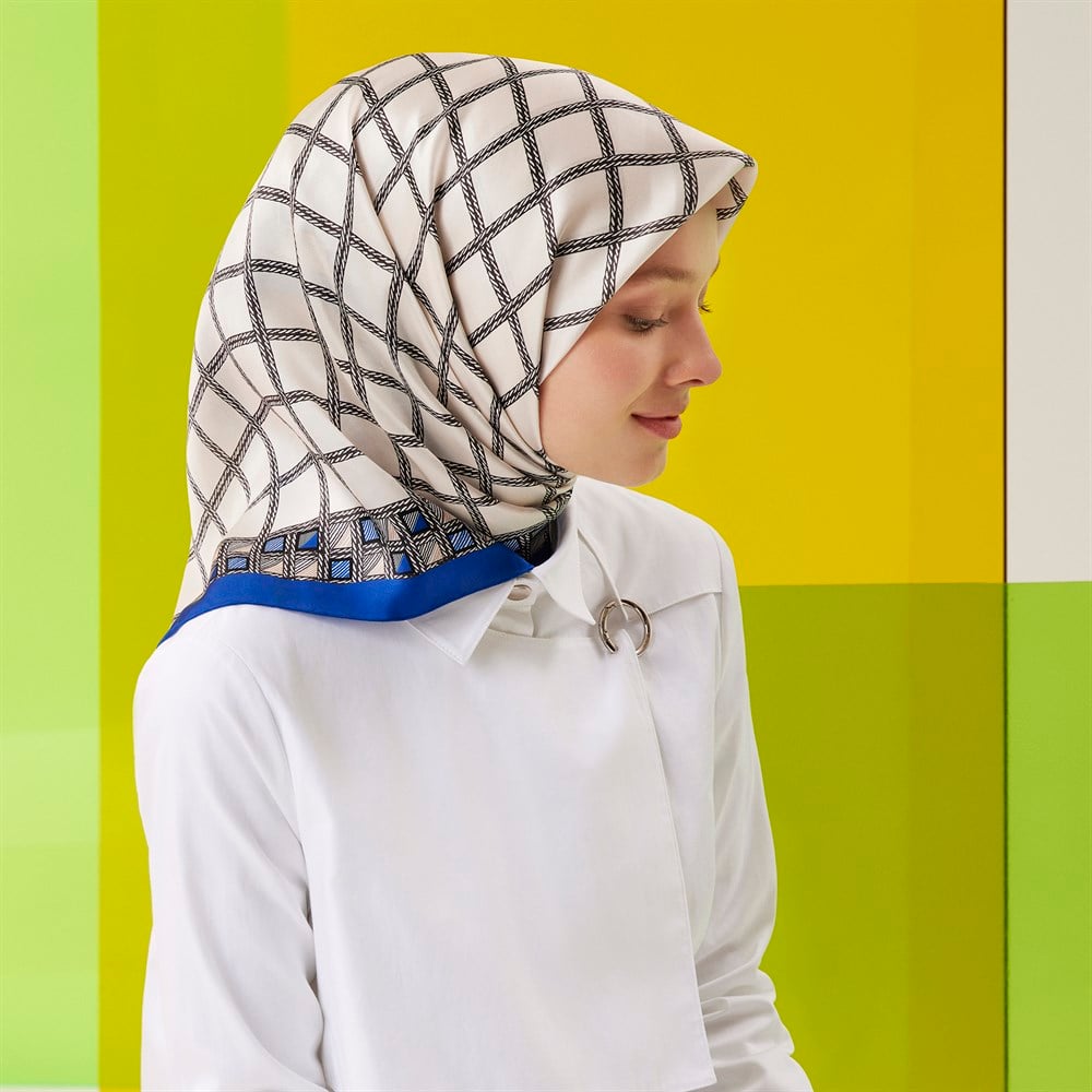 Armine İpek Eşarp 2022 İlkbahar-Yaz - 8756D-36 - Sura
