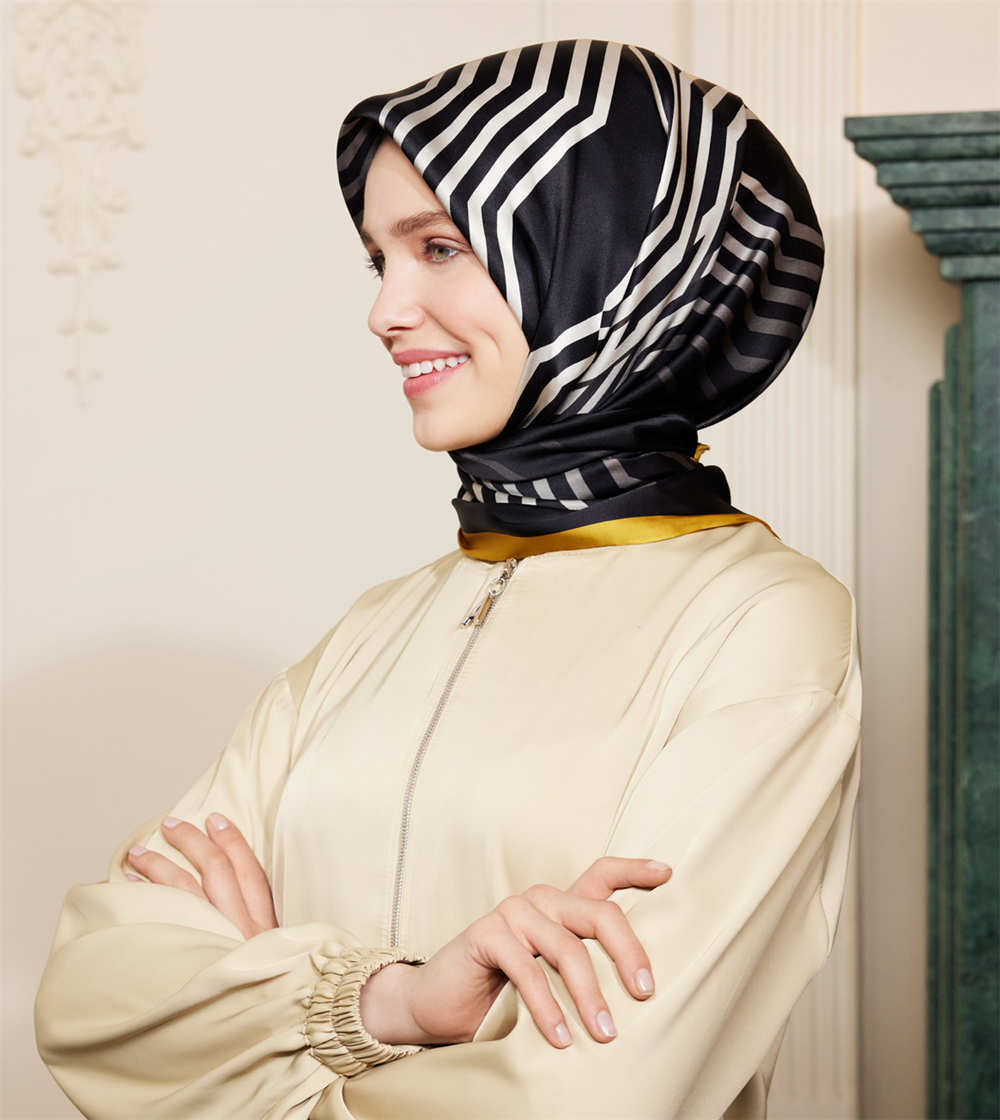 Armine İpek Eşarp 2023 İlkbahar-Yaz - 8905D-31 - Sura