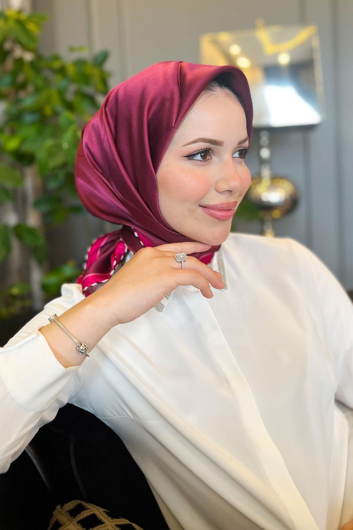 Armine İpek Eşarp 2023 İlkbahar-Yaz - 8966D-61 - Sura