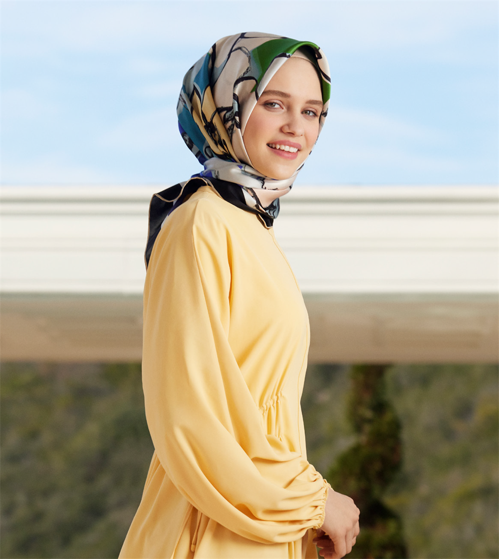 Armine İpek Eşarp 2023 İlkbahar-Yaz - 8914D-52 - Sura