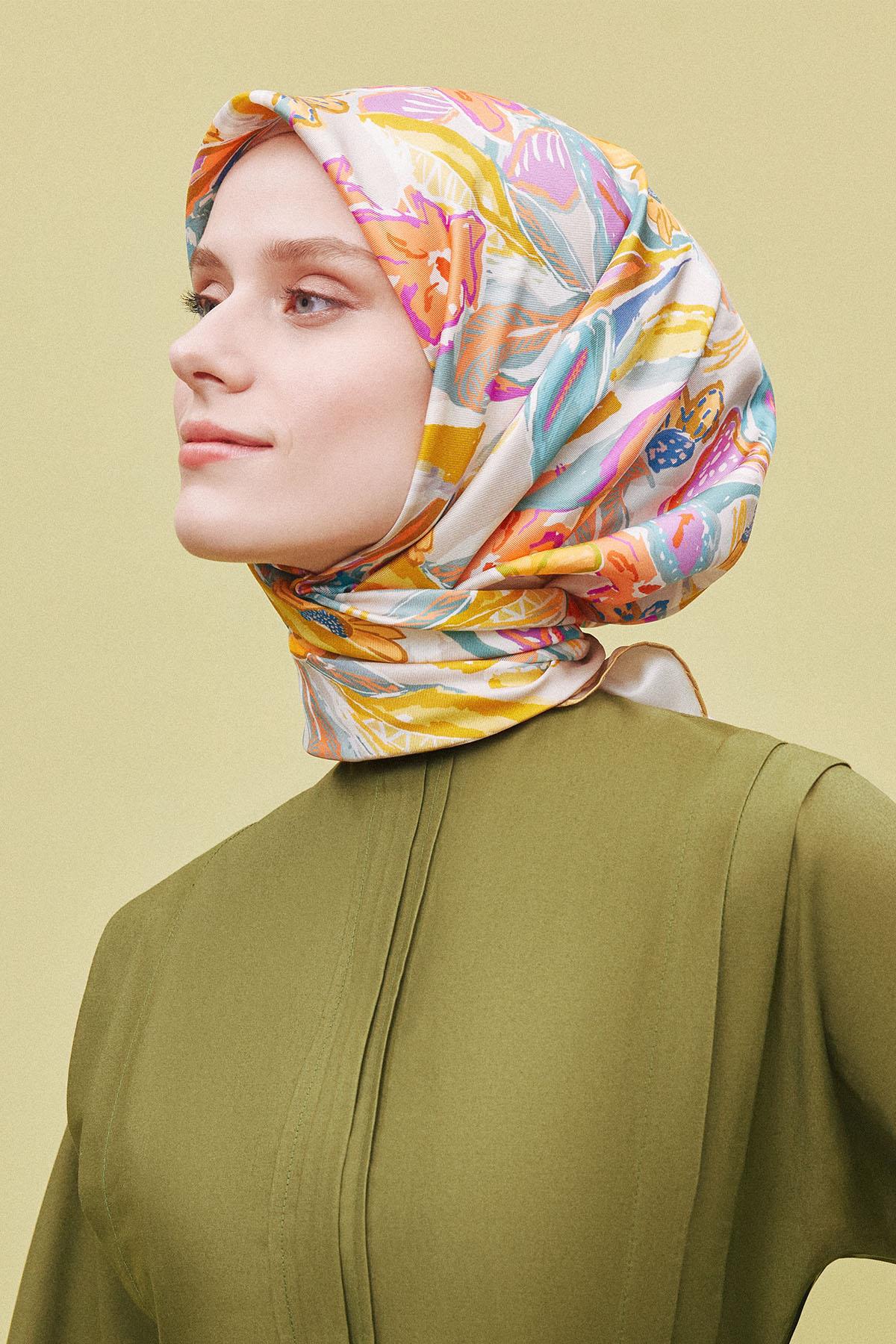 Armine İpek Eşarp 2025 İlkbahar-Yaz - 9332D-07 - Sura