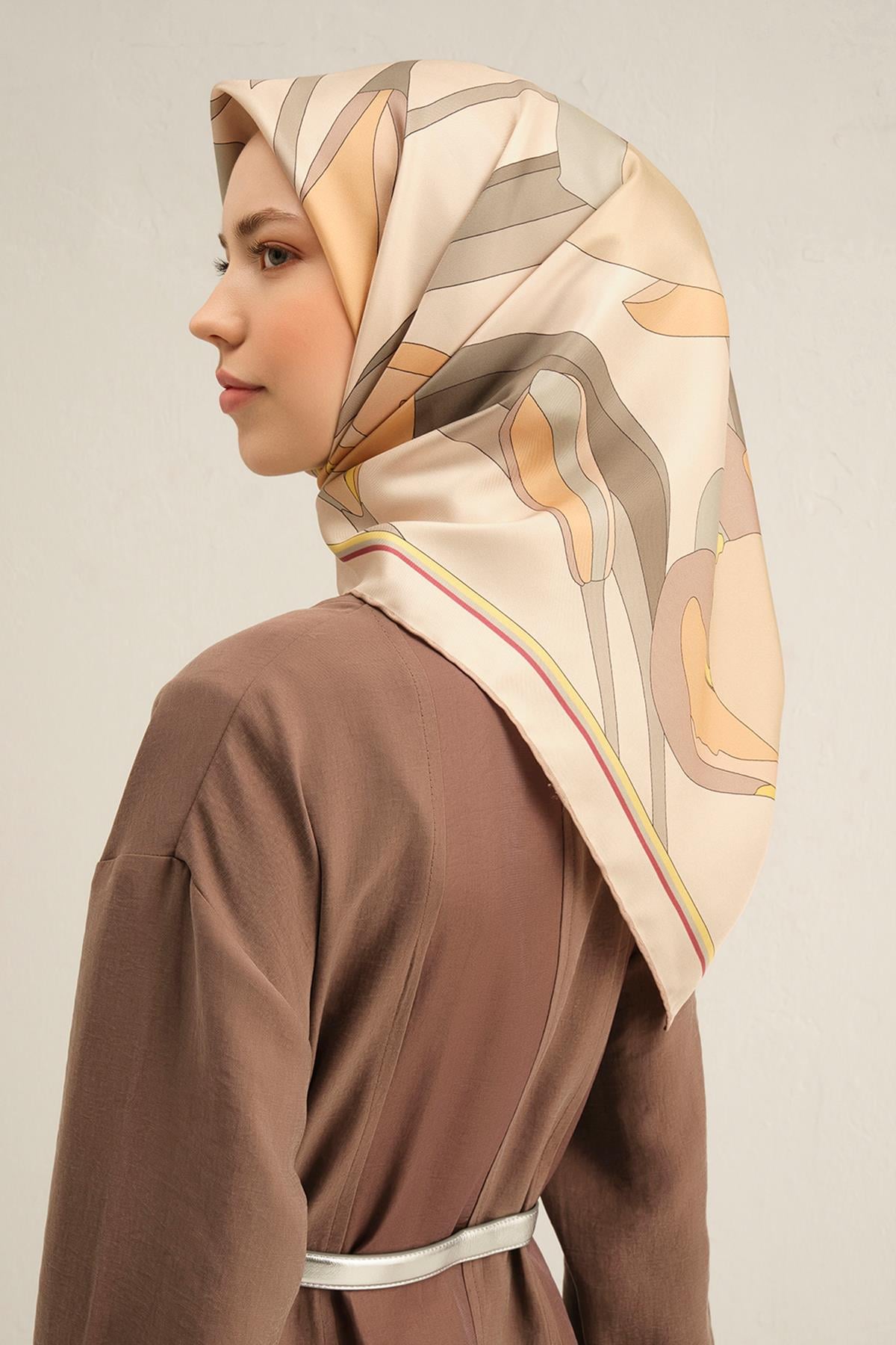 Armine İpek Eşarp 2025 İlkbahar-Yaz - 9302D-81 - Sura