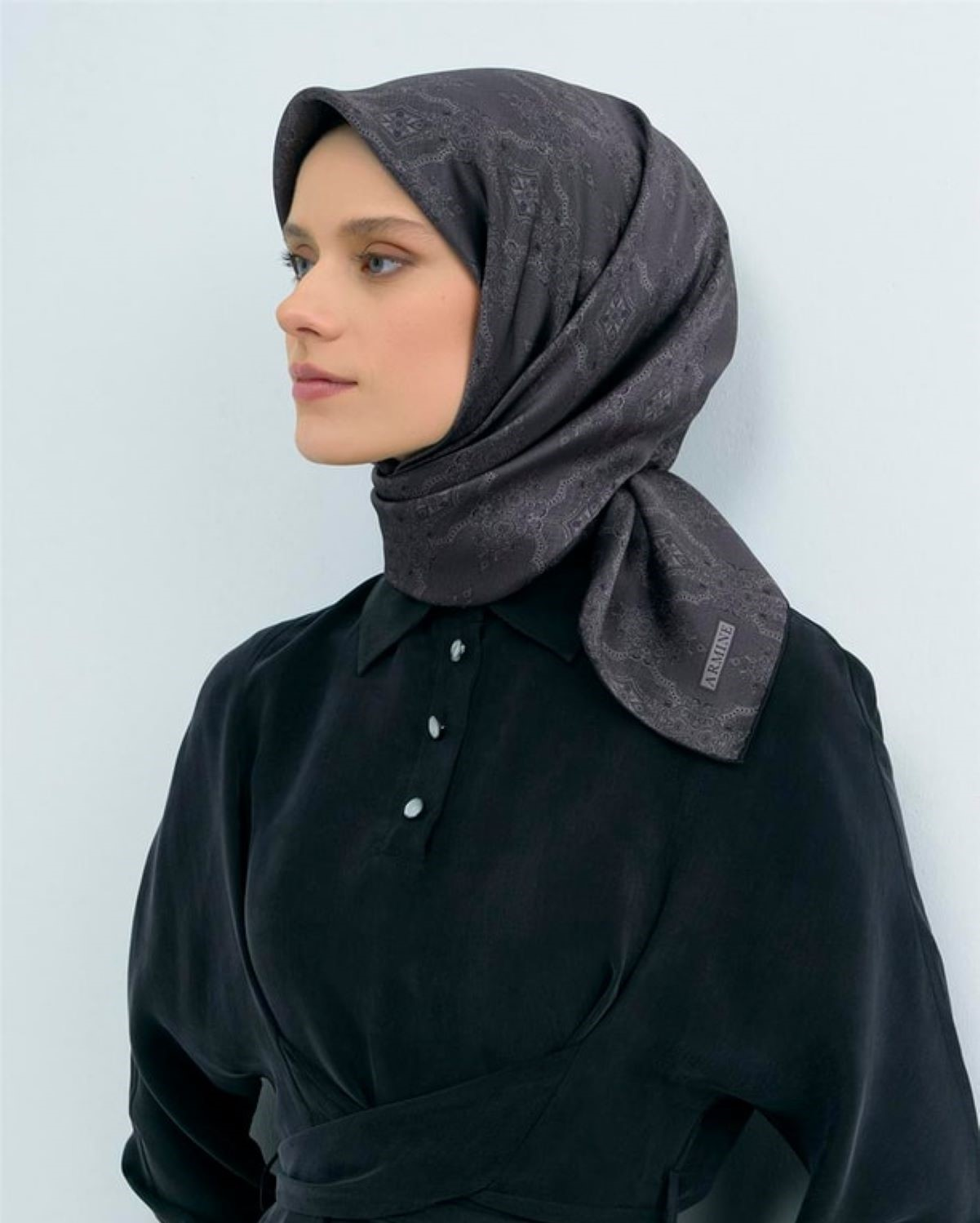 Armine İpek Eşarp 2026 İlkbahar-Yaz - 9522D-81 - Tivil
