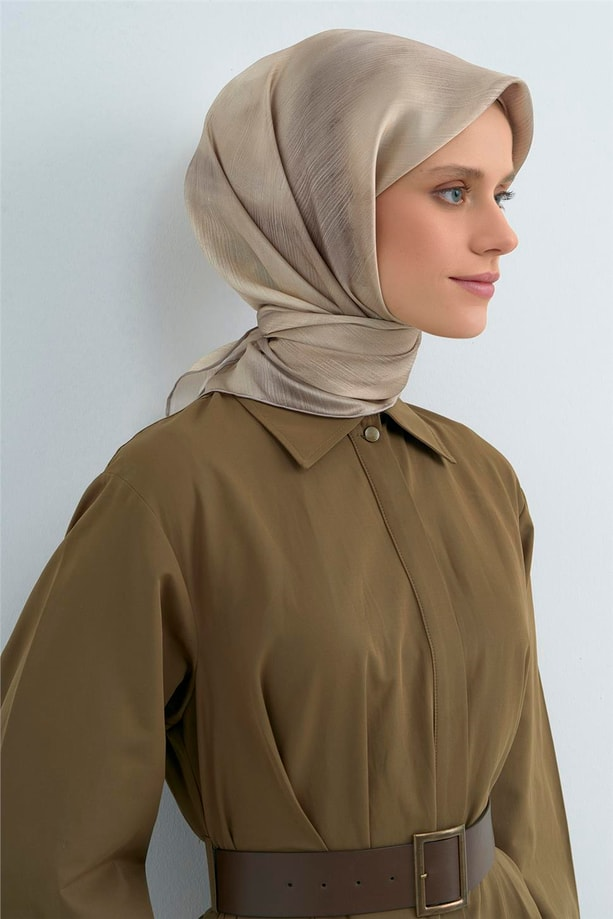 Armine İpek Eşarp 2026 İlkbahar-Yaz - 9513D-85 - Sura