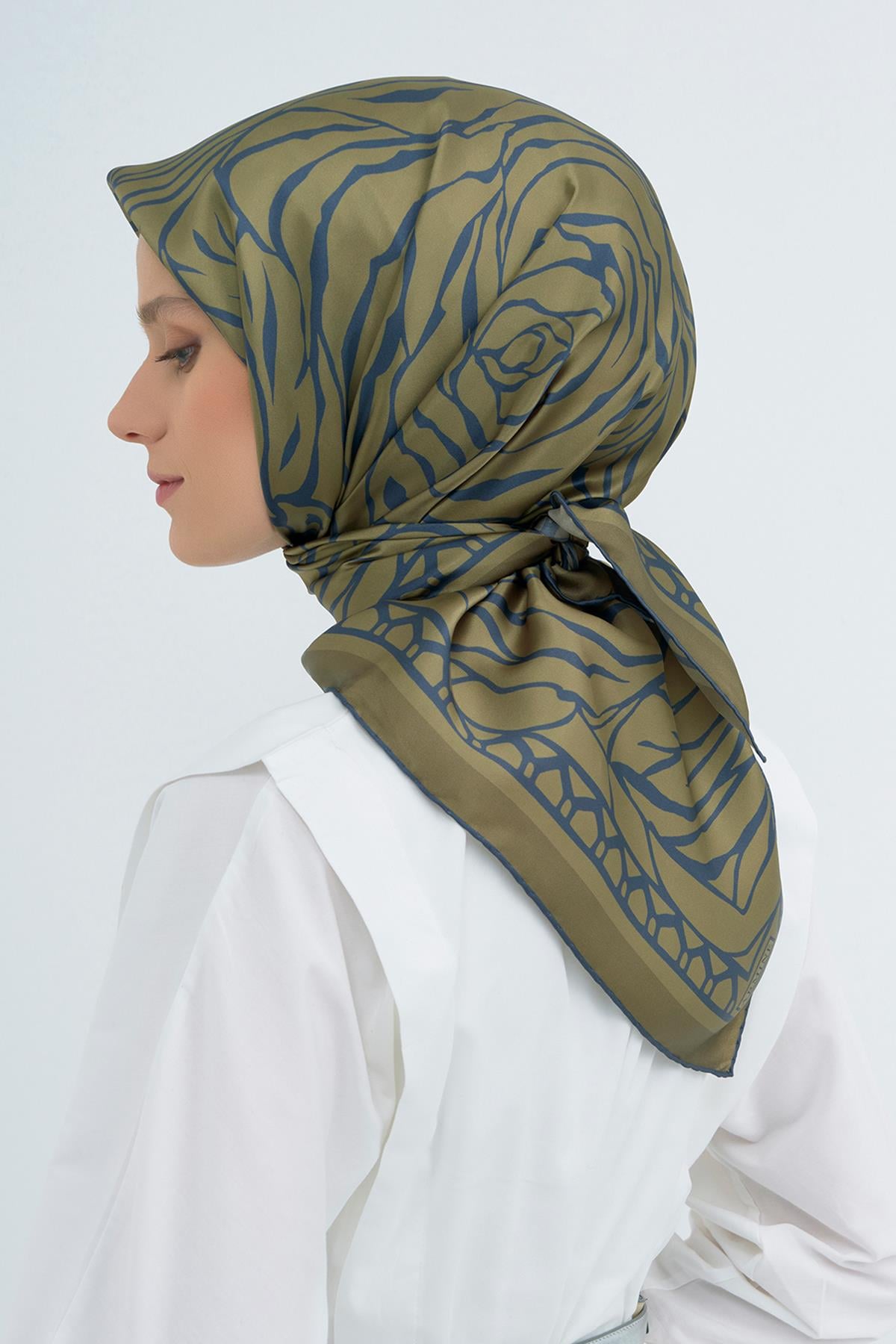 Armine İpek Eşarp 2026 İlkbahar-Yaz - 9511D-08 - Sura
