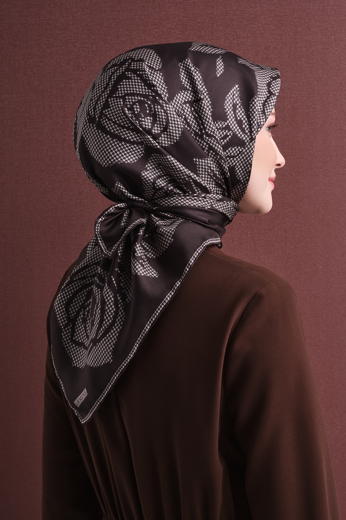 Armine İpek Eşarp 2026/2027 Sonbahar Kış - 9645D-53 - Sura