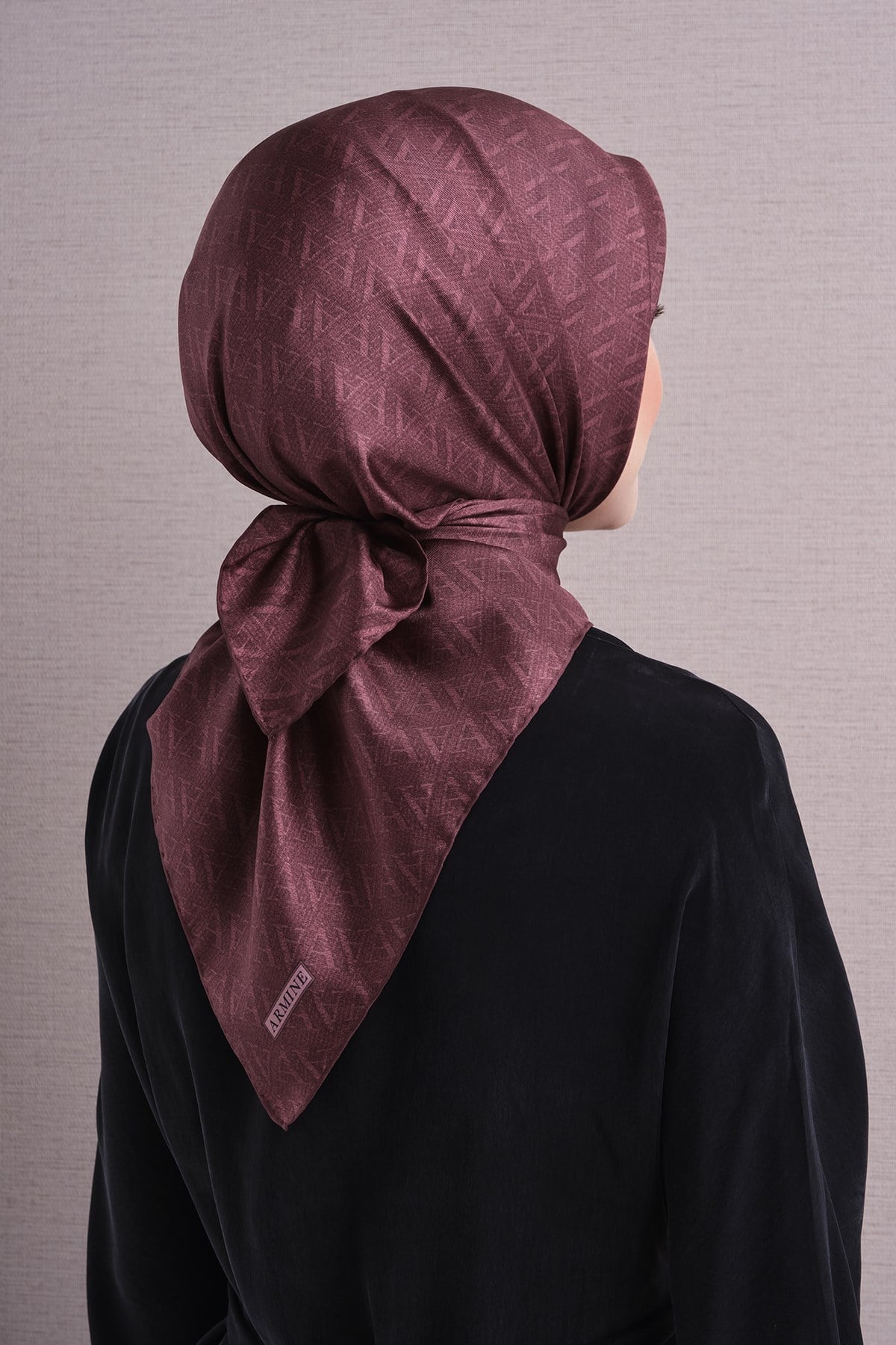 Armine İpek Eşarp 2026/2027 Sonbahar Kış - 9630DS-01 - Sura