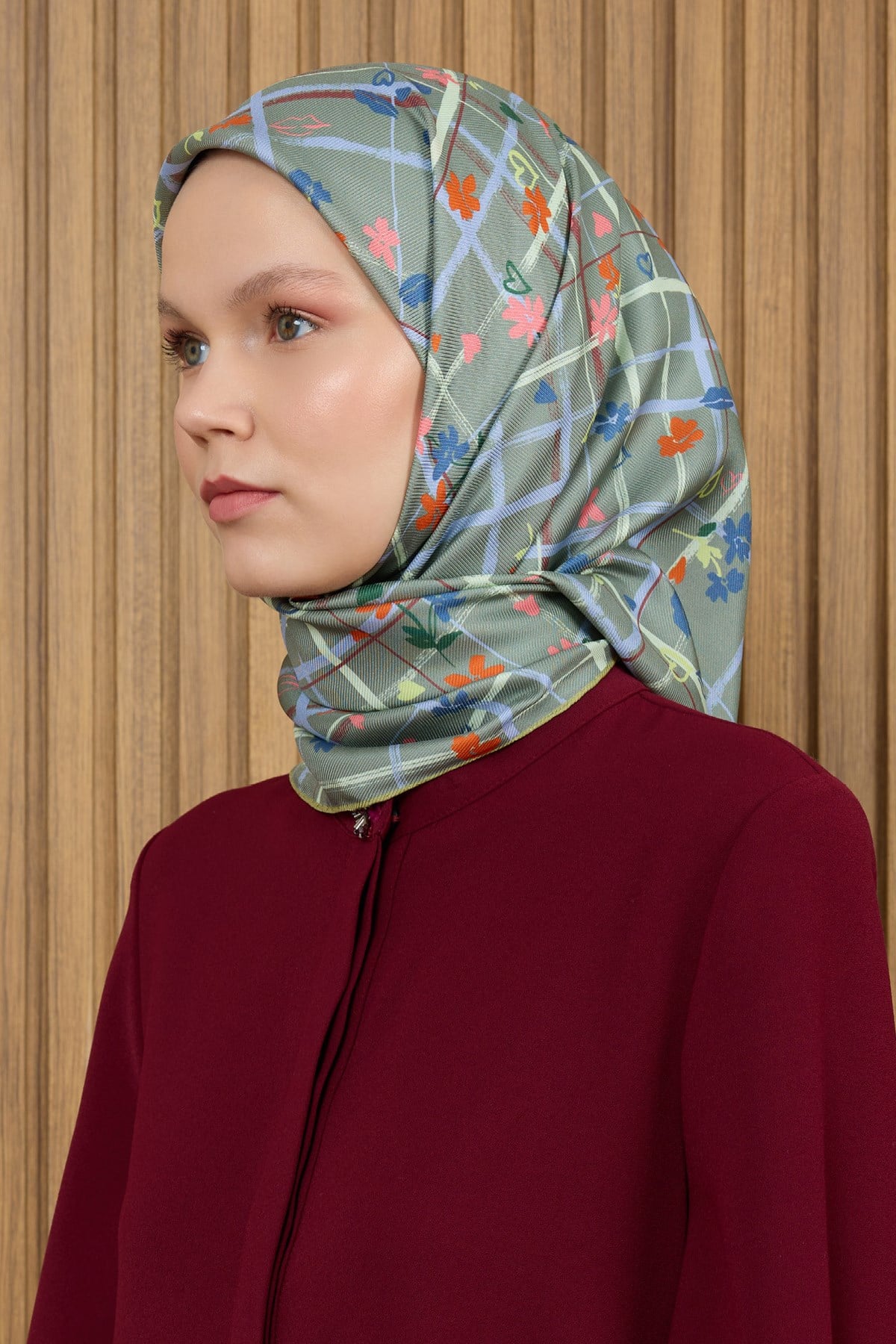 Cacharel Twill İpek Eşarp - 2026 İlkbahar-Yaz - 9138313-951 - Tivil