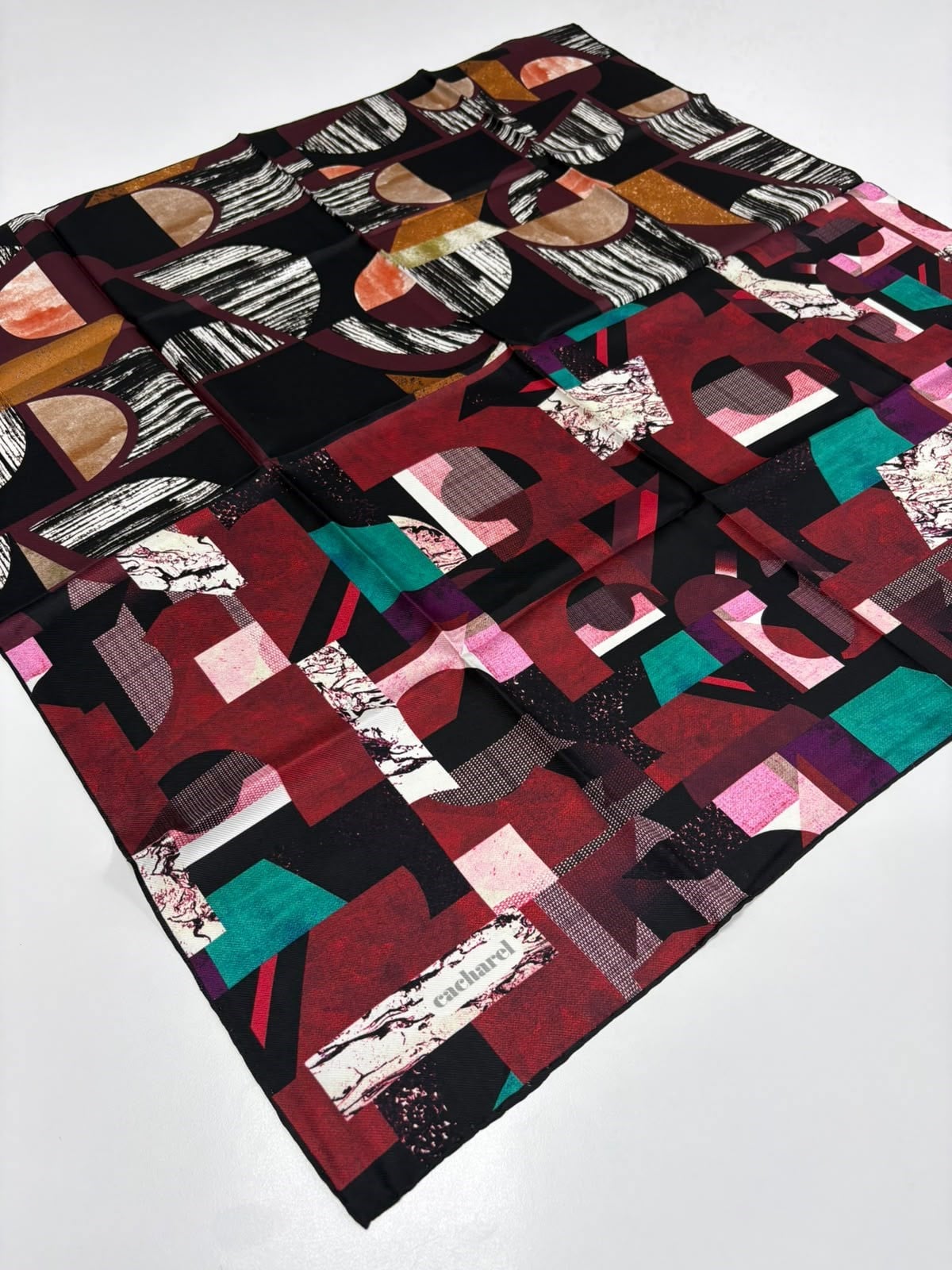 Cacharel Twill İpek Eşarp - 7701313-912