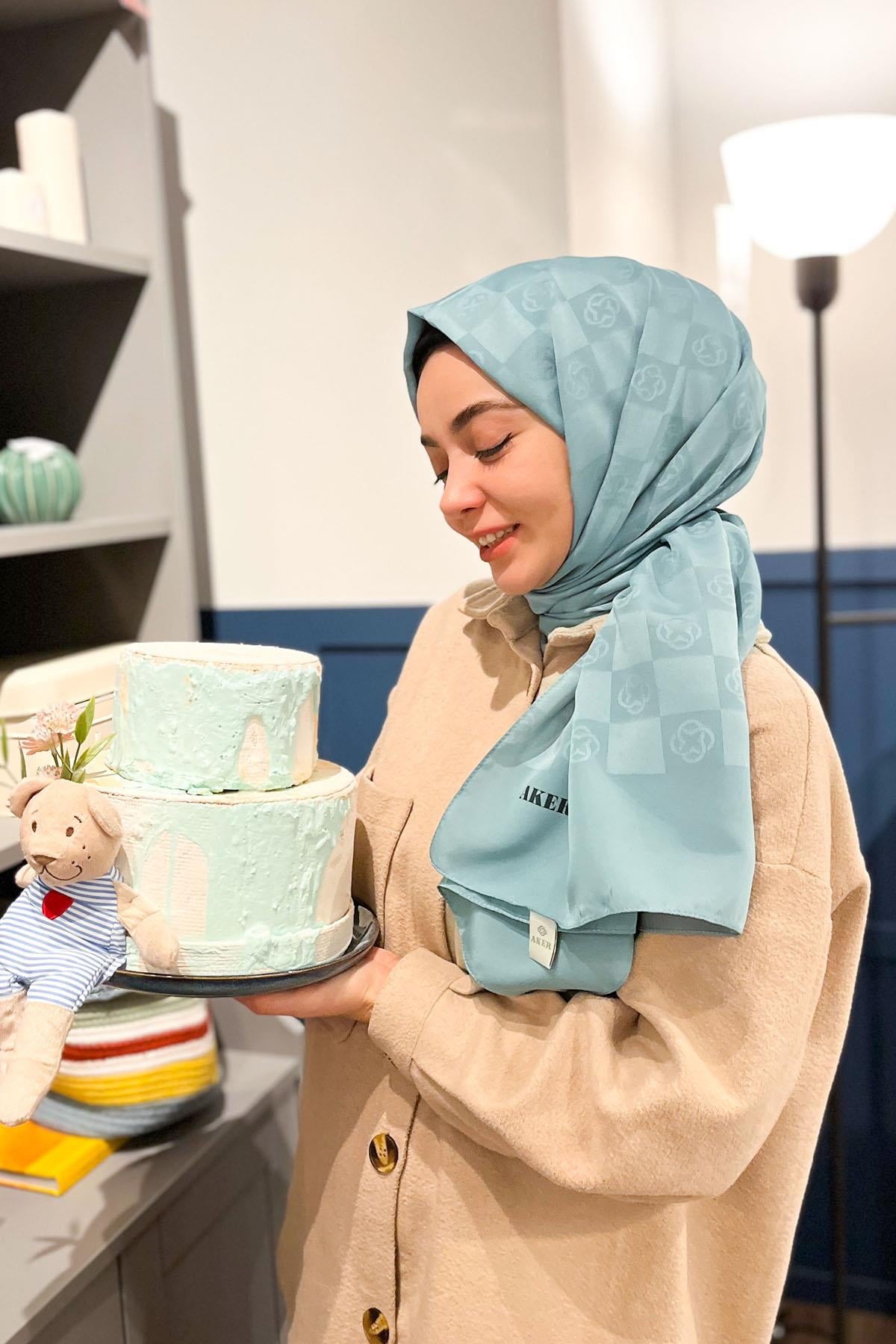 Aker Dama Monogram Şal - 1070700-953 - 