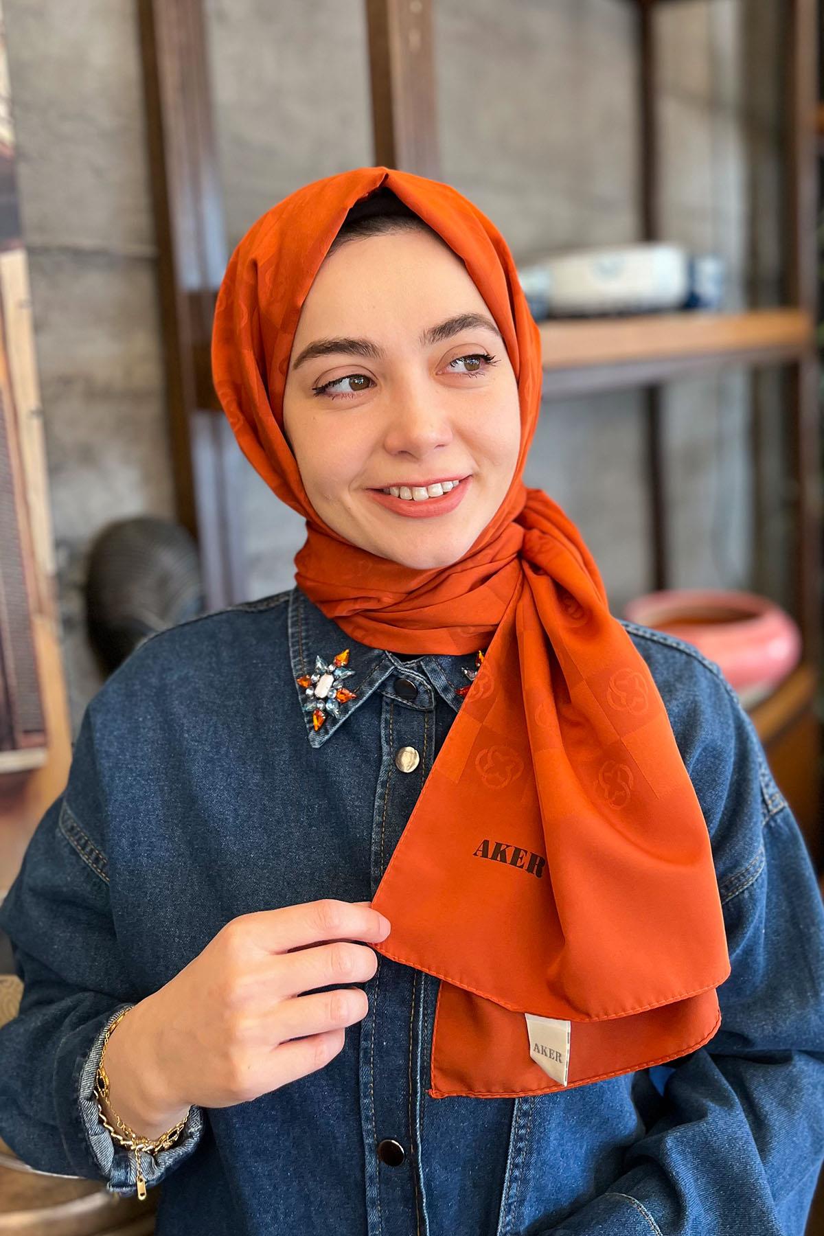 Aker Dama Monogram Şal - 1070700-962 - 