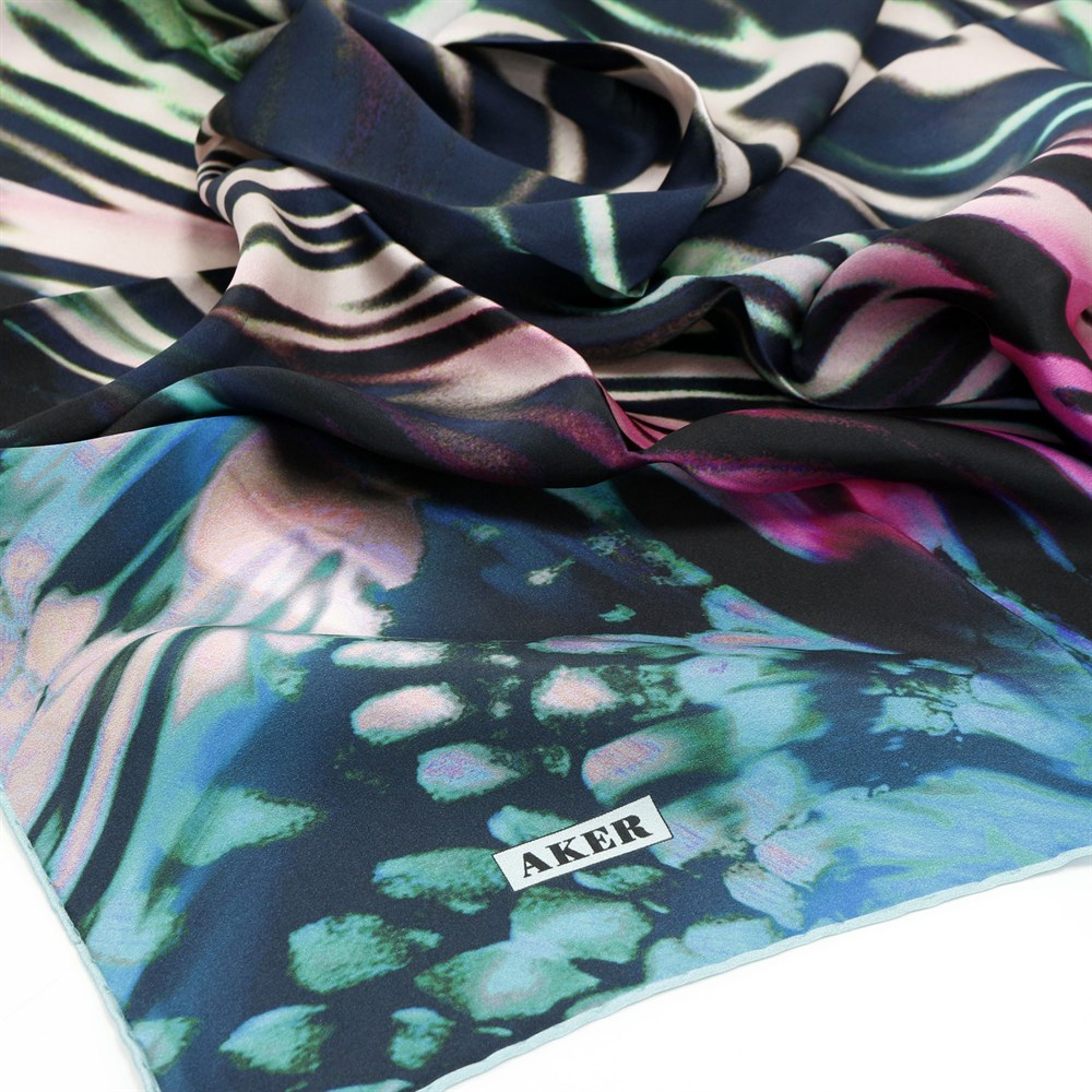 Aker İpek Eşarp - 2019/2020 Sonbahar-Kış - 6320701352-352 - Sura