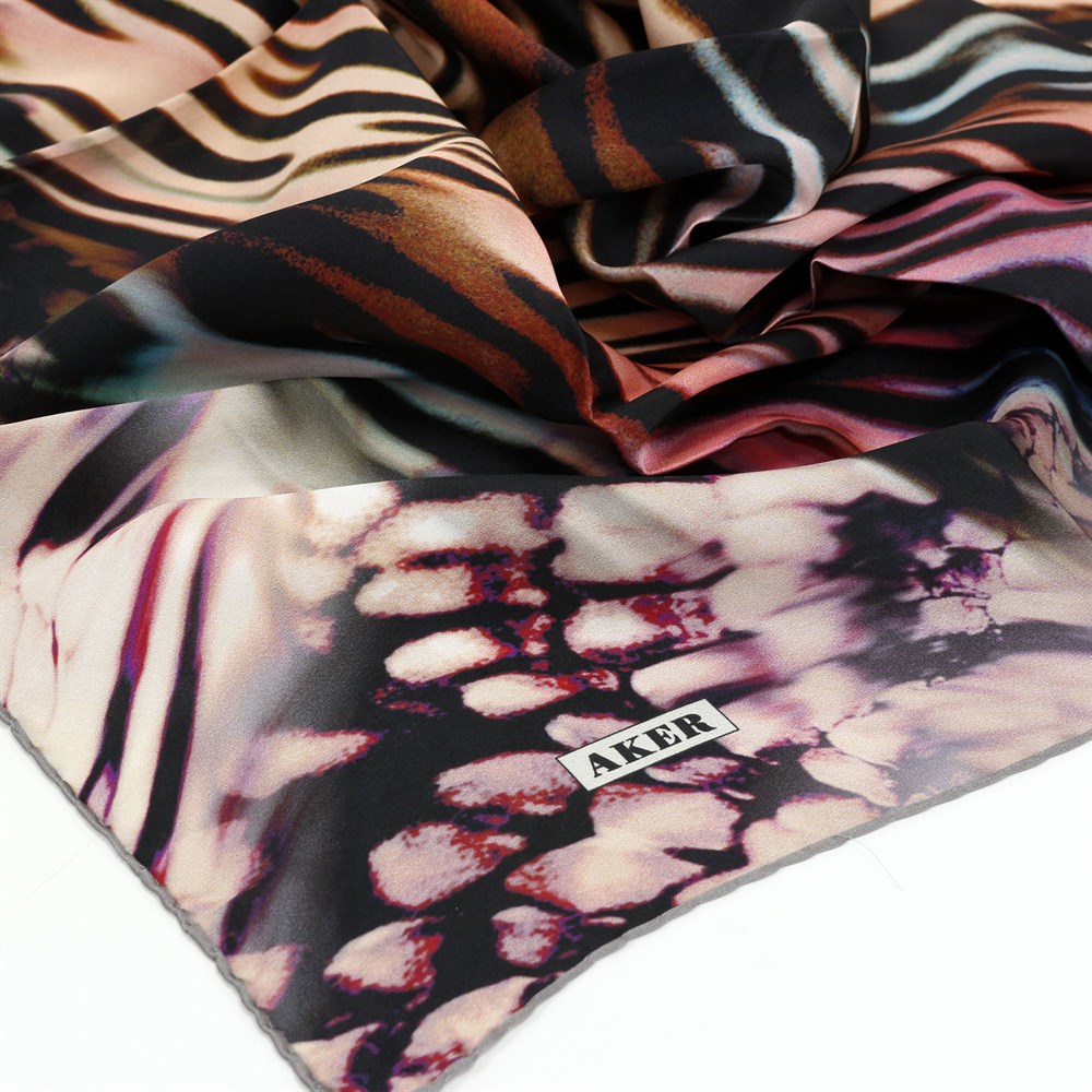 Aker İpek Eşarp - 2019/2020 Sonbahar-Kış - 6320701331-331 - Sura