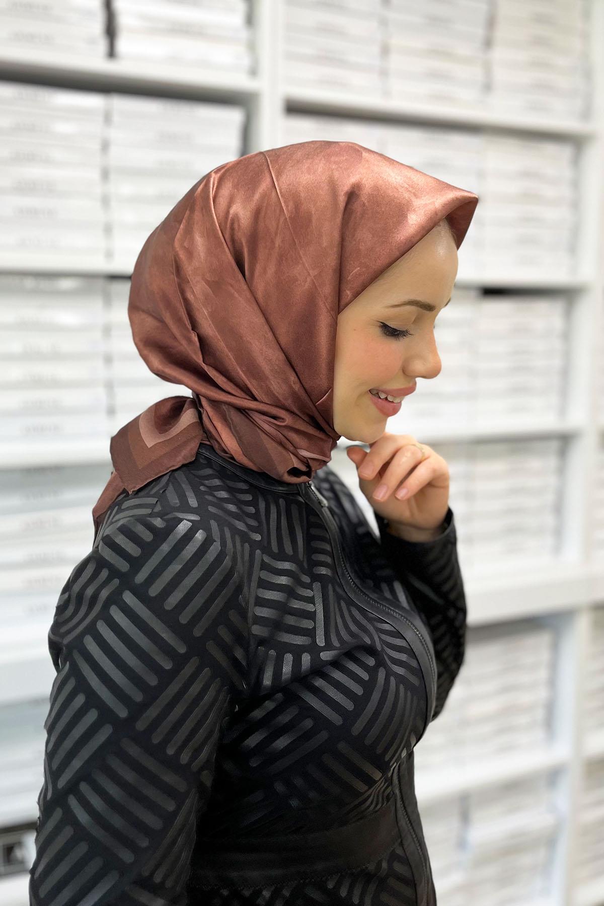 Aker İpek Eşarp - 2024 İlkbahar-Yaz - 8783757-334 - Taşlanmış Sura