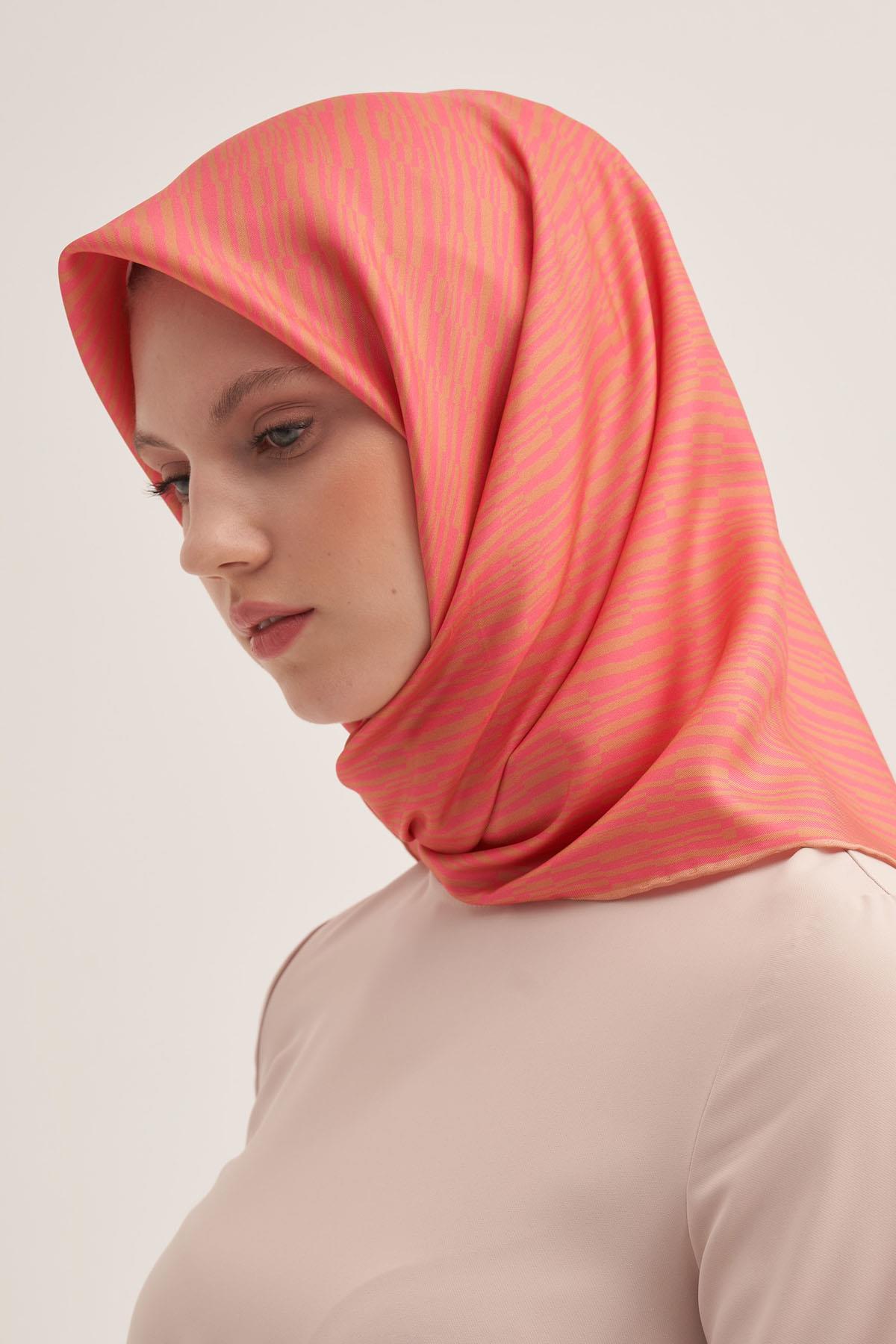 Aker İpek Eşarp - 2025 İlkbahar-Yaz - 7699701-362 - Sura