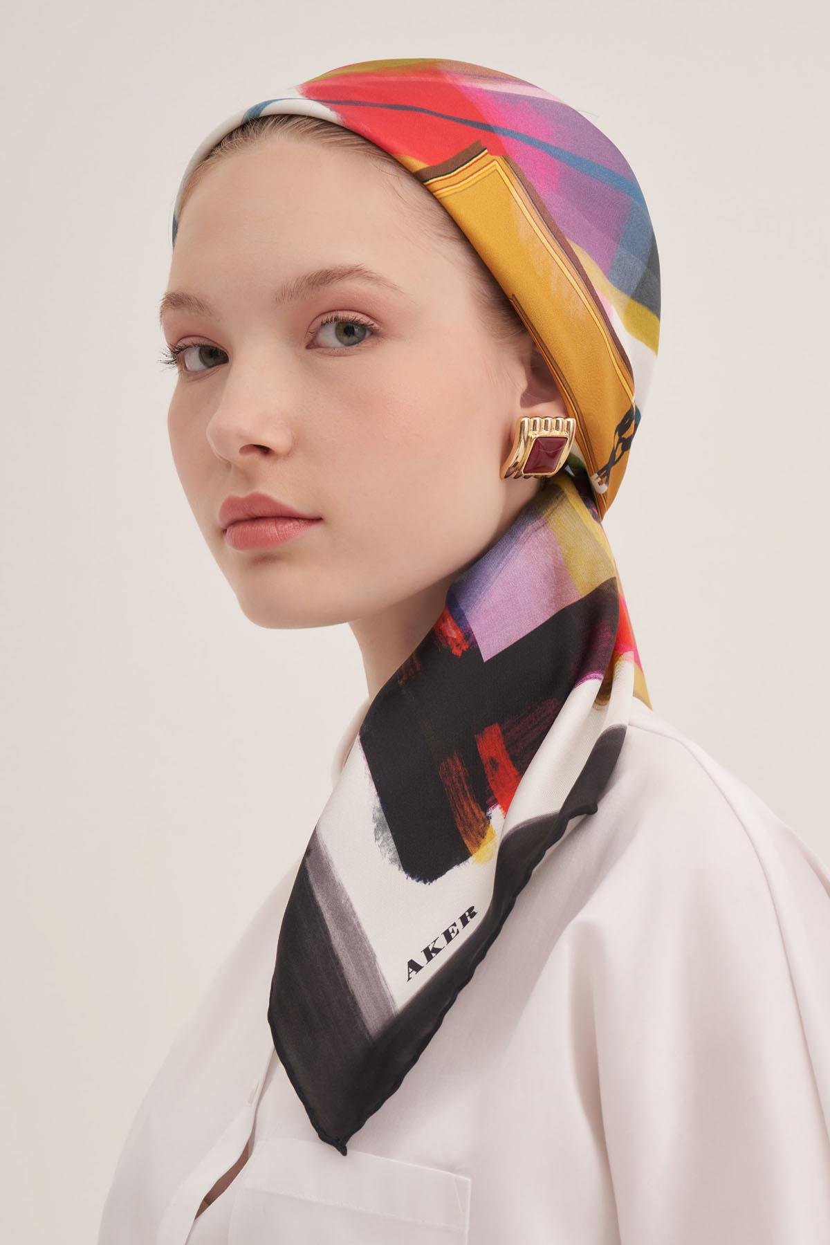 Aker İpek Eşarp - 2025 İlkbahar-Yaz - 8979701-311 - Sura