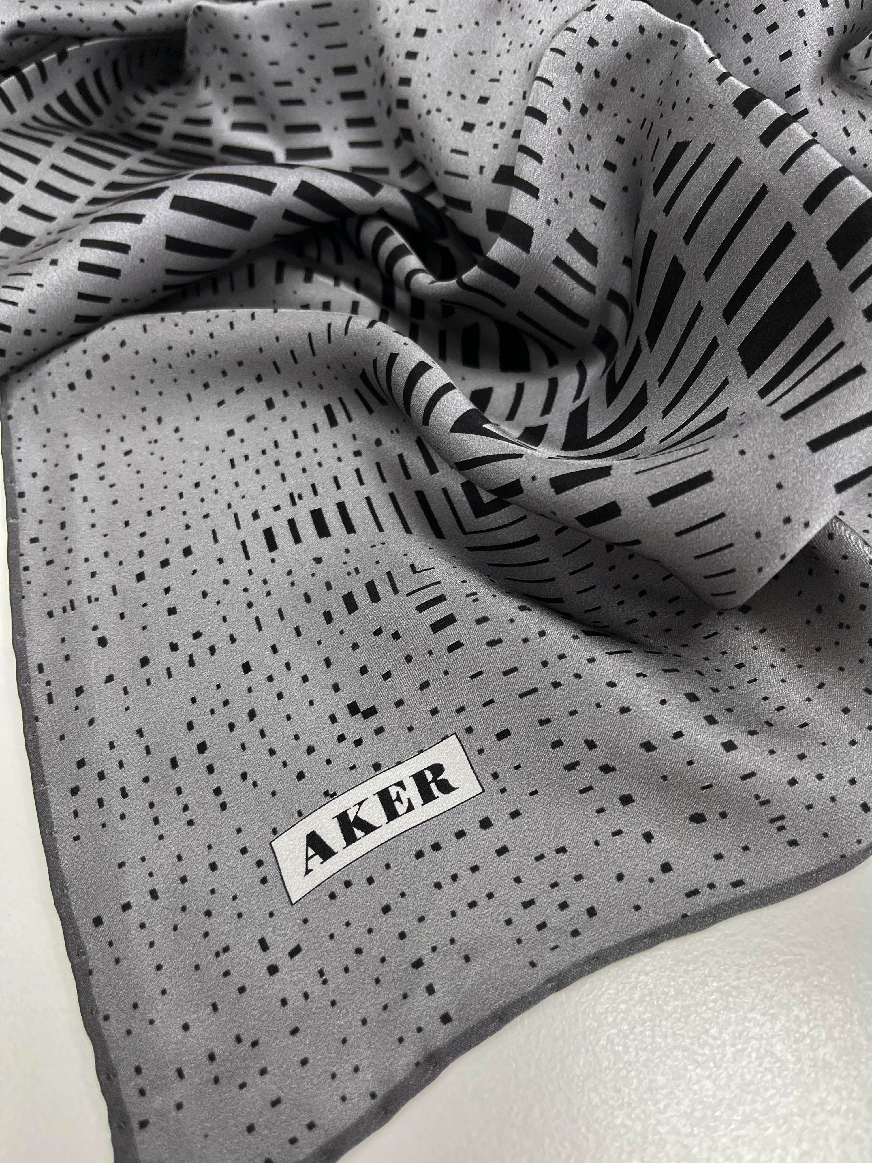 Aker İpek Eşarp - 2026 İlkbahar-Yaz - 8675713-972 - Tivil