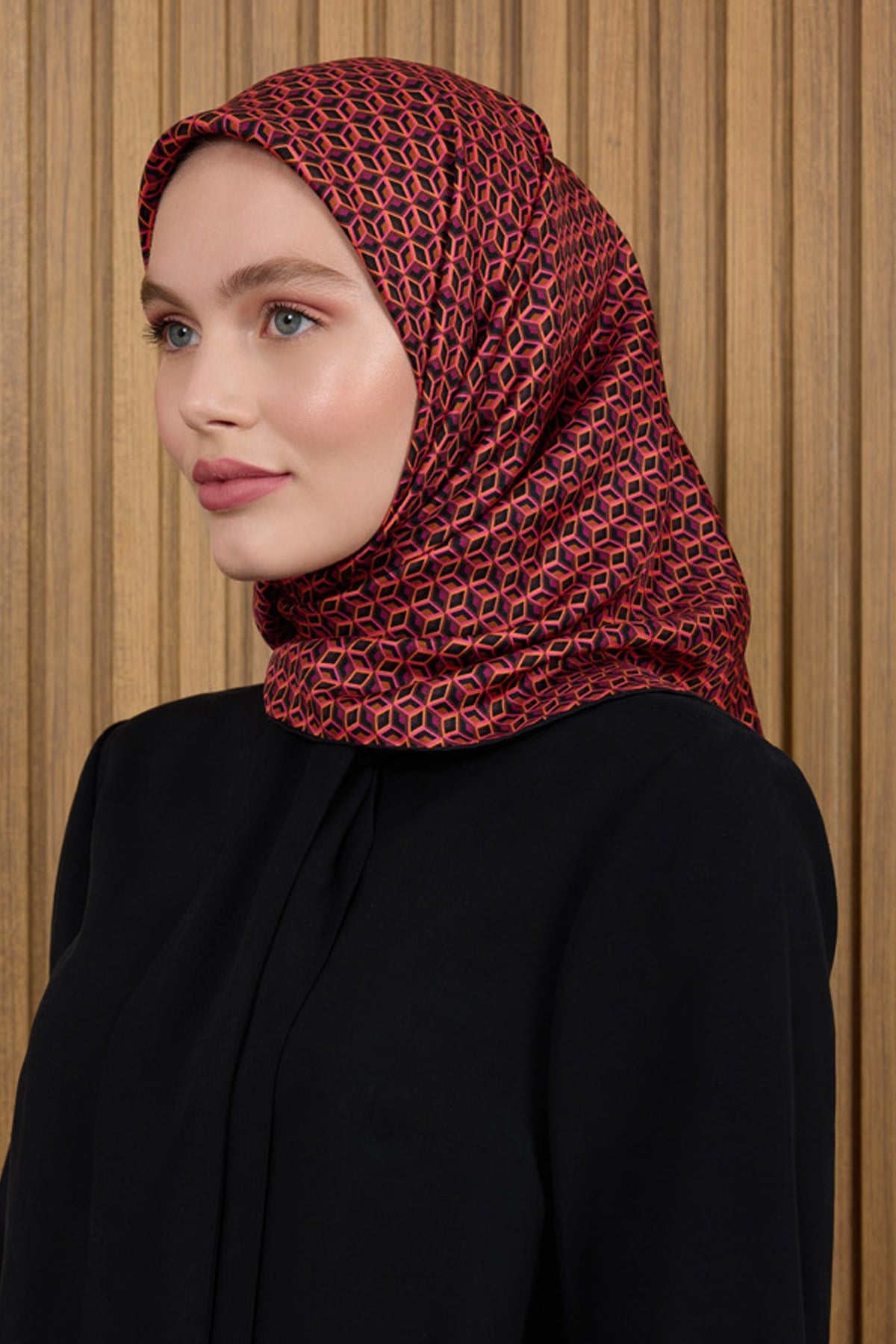 Aker İpek Eşarp - 2026 İlkbahar-Yaz - 9115701-311 - Sura