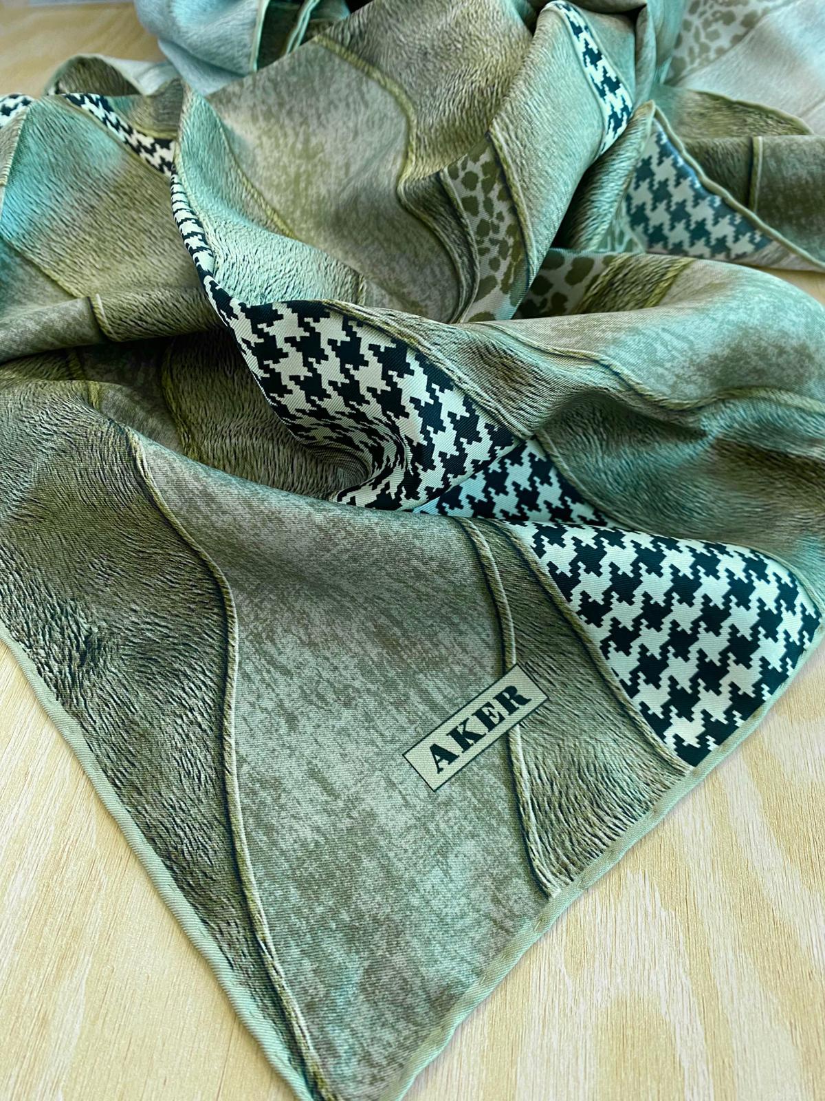 Aker Silk Scarf - 2020/2021 Fall-Winter - 8153701-351 - Satin