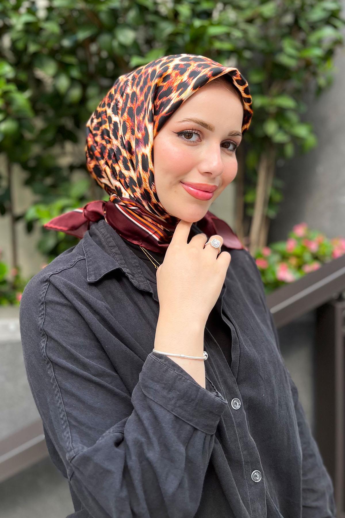 Aker İpek Eşarp Nostalji Serisi - 7984701-342 - Sura