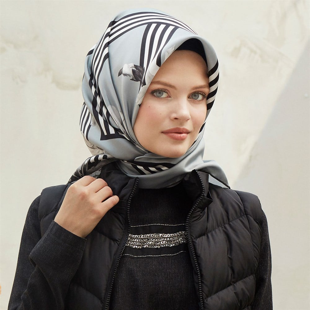 Armine İpek Eşarp 2019/2020 Sonbahar Kış - 8244D 09 - Sura