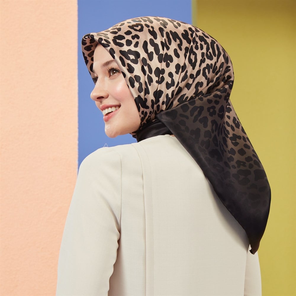 Armine İpek Eşarp 2021 İlkbahar-Yaz - 8550D 44 - Tivil