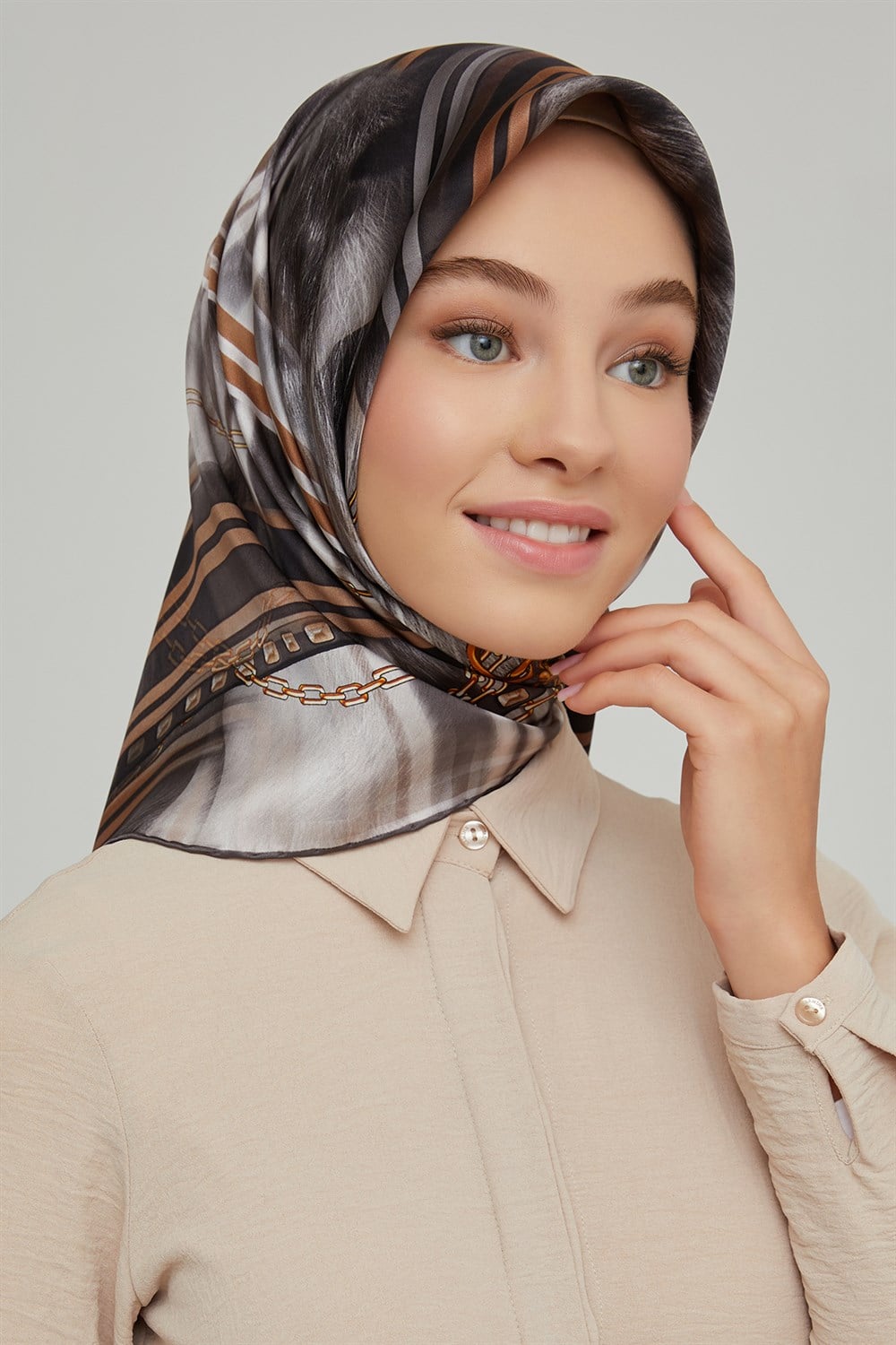 Armine İpek Eşarp 2021/2022 Sonbahar Kış - 8621D-80 - Tivil