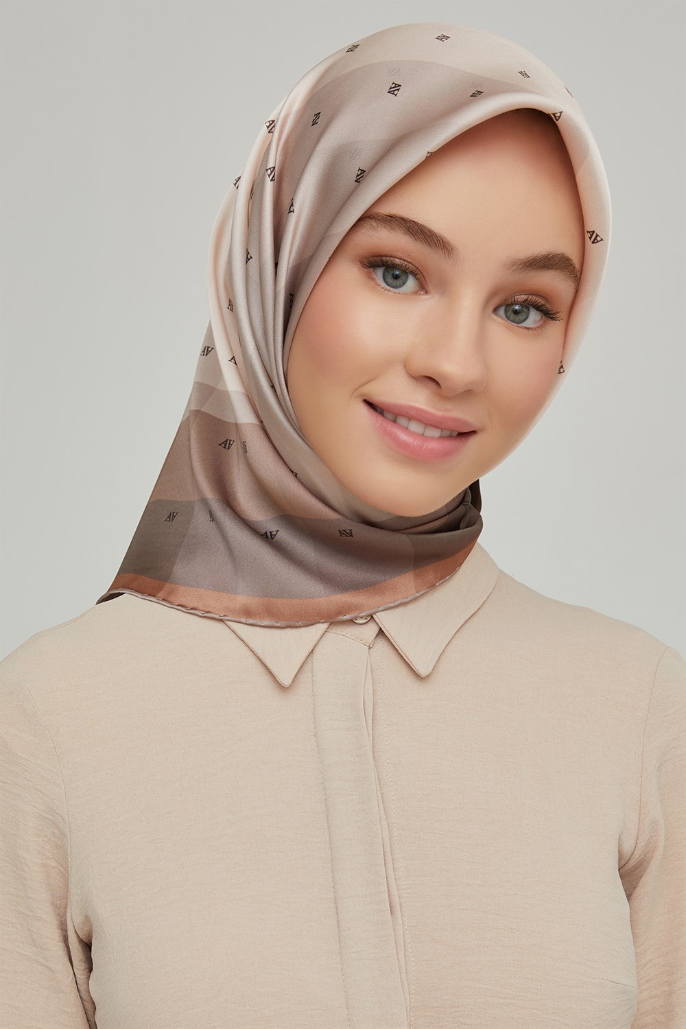 Armine İpek Eşarp 2021/2022 Sonbahar Kış - 8652D-03 - Sura