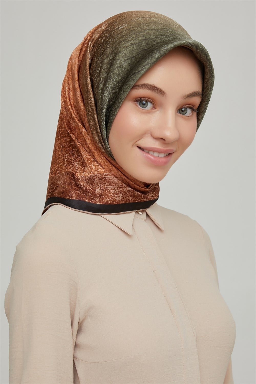 Armine İpek Eşarp 2021/2022 Sonbahar Kış - 8611D-33 - Sura