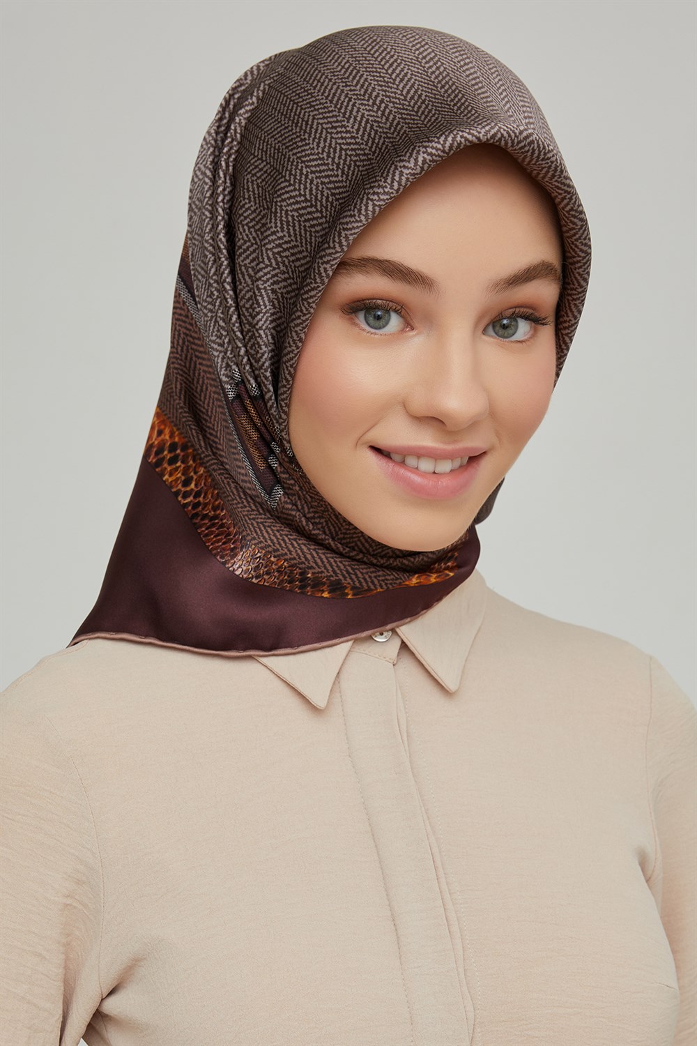 Armine İpek Eşarp 2021/2022 Sonbahar Kış - 8619D-08 - Tivil