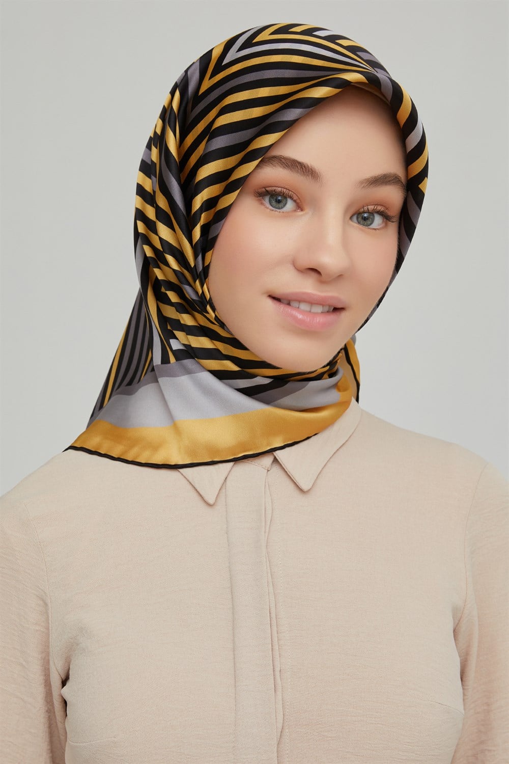 Armine İpek Eşarp 2021/2022 Sonbahar Kış - 8633D-02 - Sura
