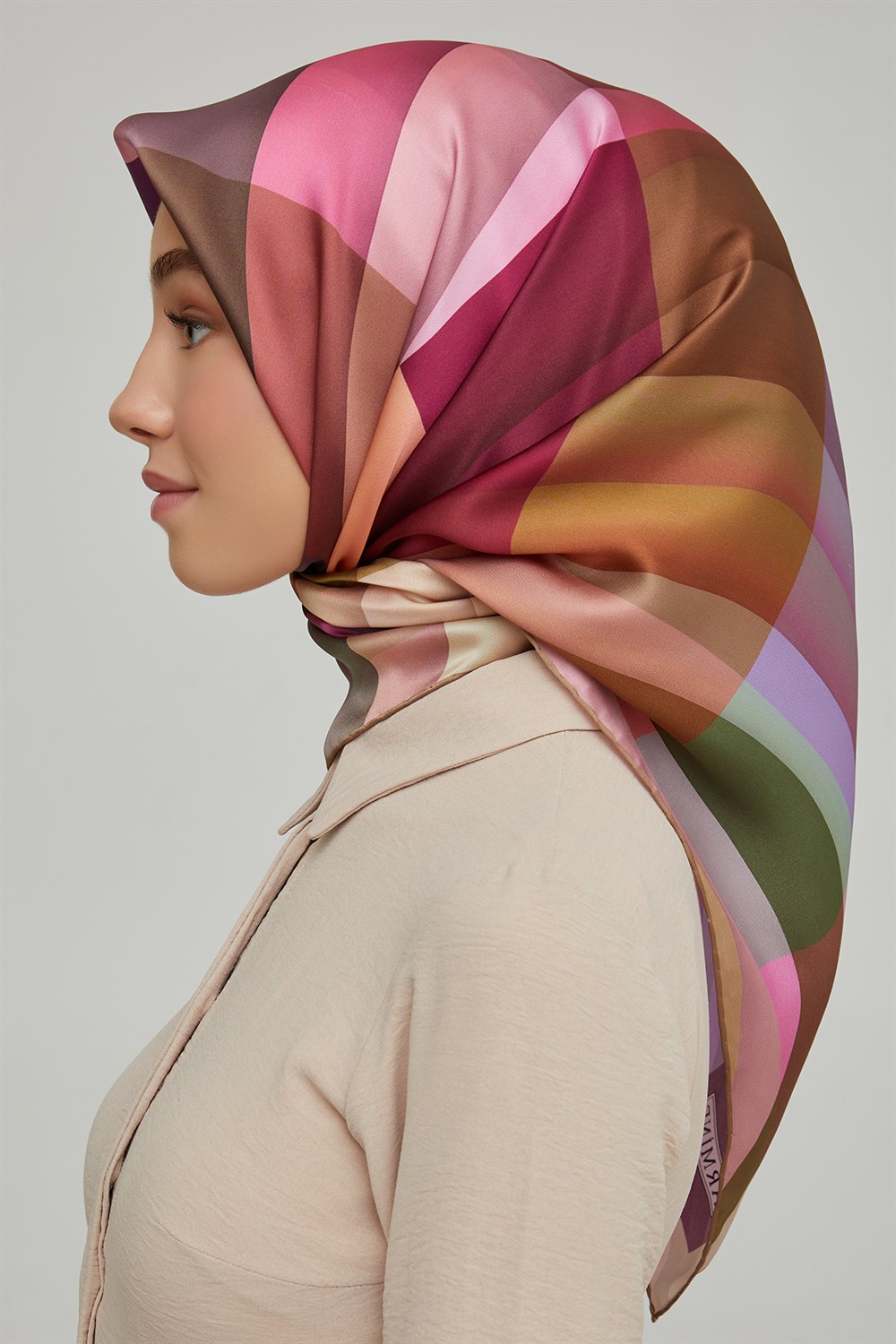 Armine İpek Eşarp 2021/2022 Sonbahar Kış - 8659D-34 - Sura