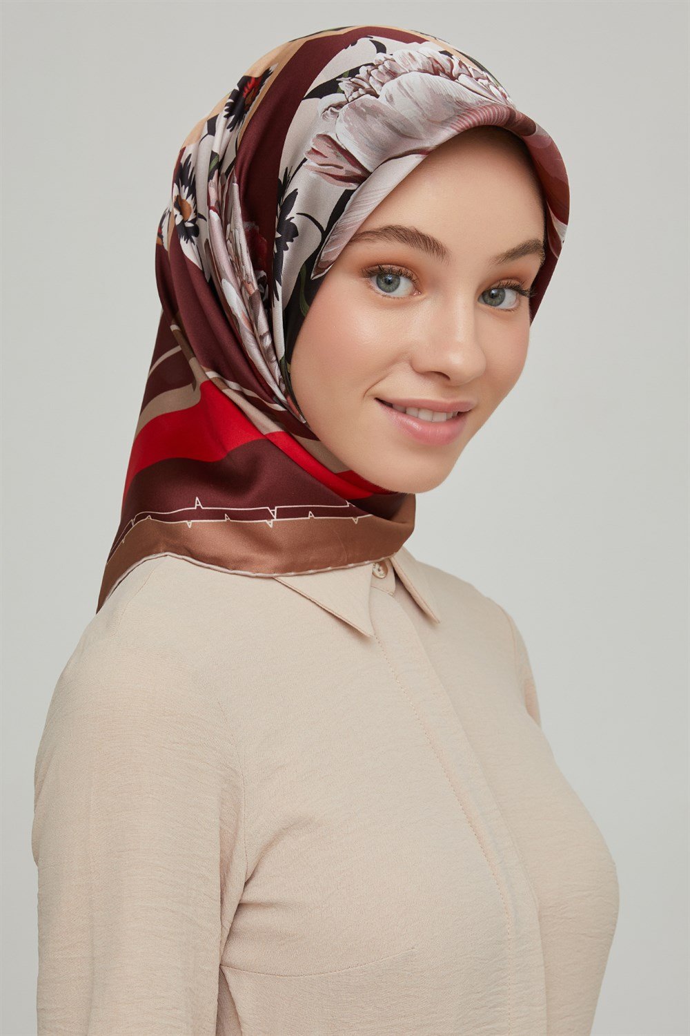 Armine İpek Eşarp 2021/2022 Sonbahar Kış - 8644D-02 - Sura