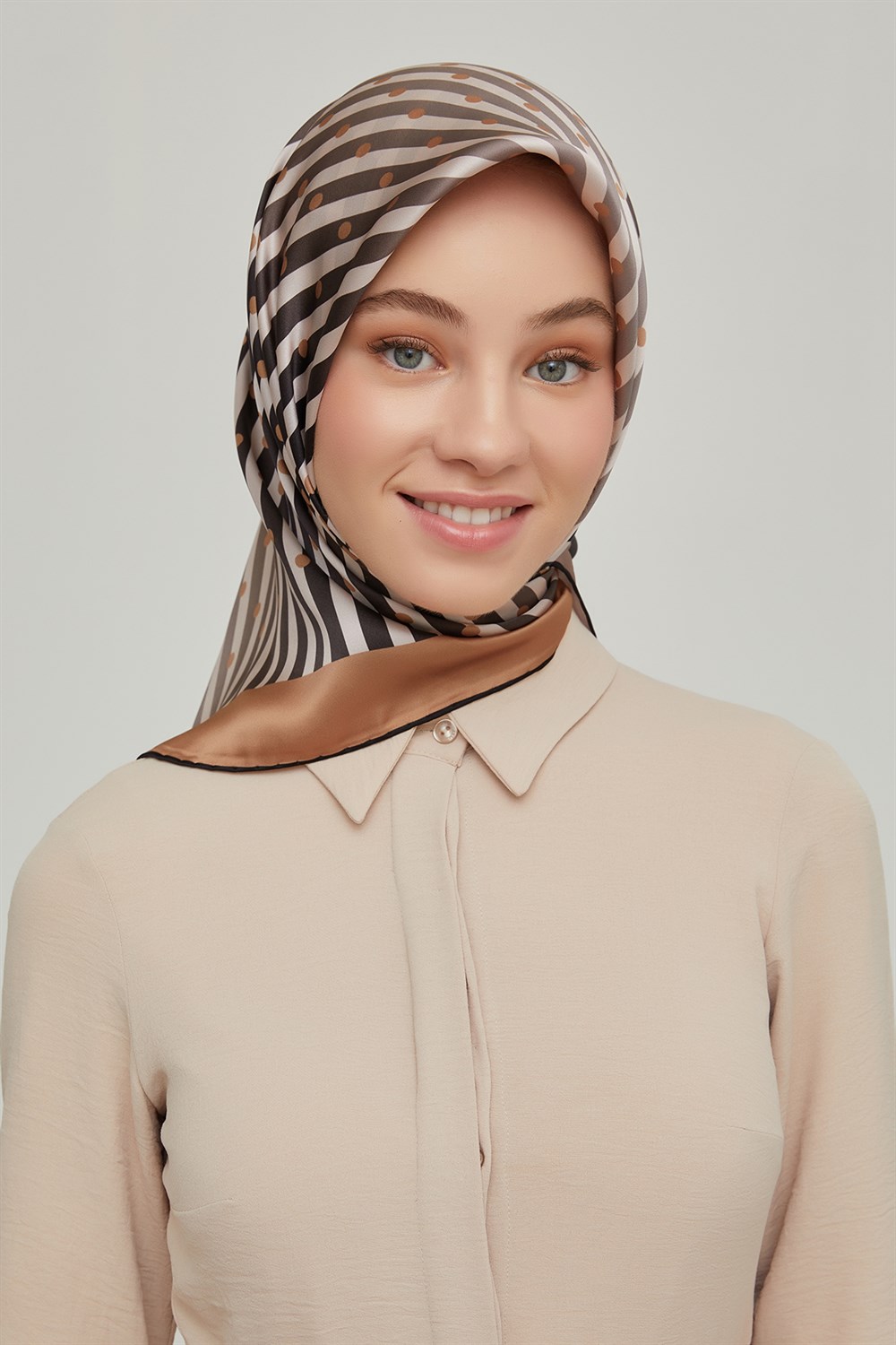 Armine İpek Eşarp 2021/2022 Sonbahar Kış - 8606D-01 - Sura
