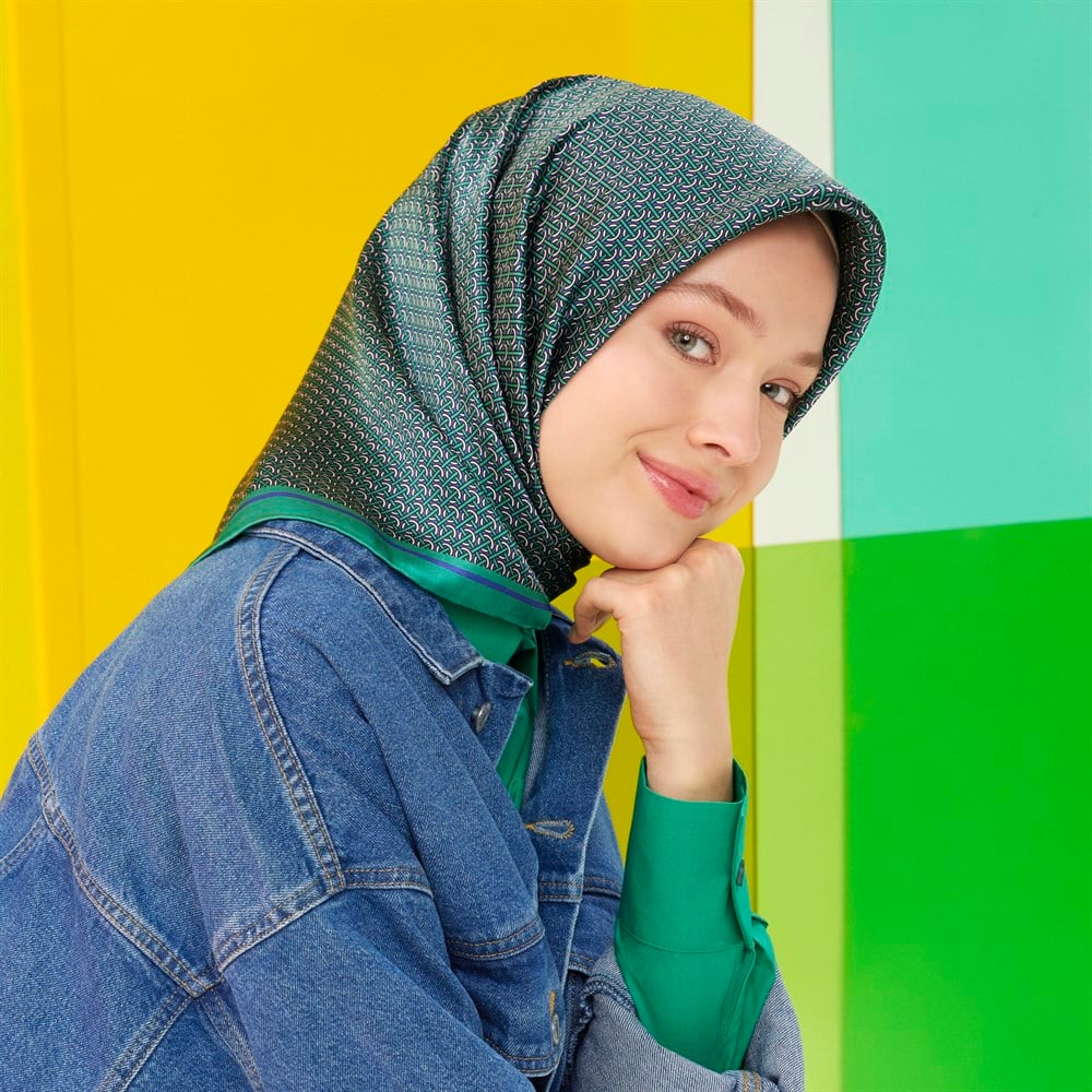 Armine İpek Eşarp 2022 İlkbahar-Yaz - 8733D-32 - Sura