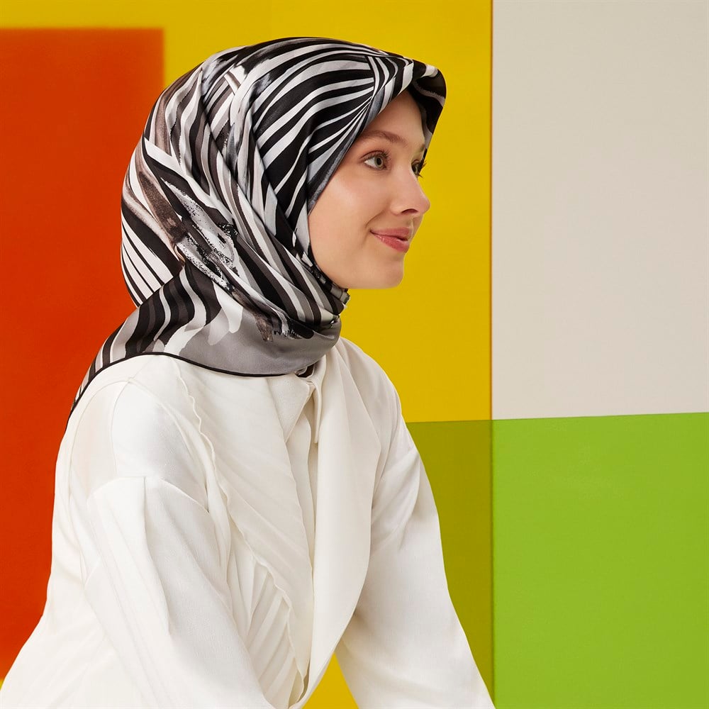 Armine İpek Eşarp 2022 İlkbahar-Yaz - 8757D-01 - Tivil