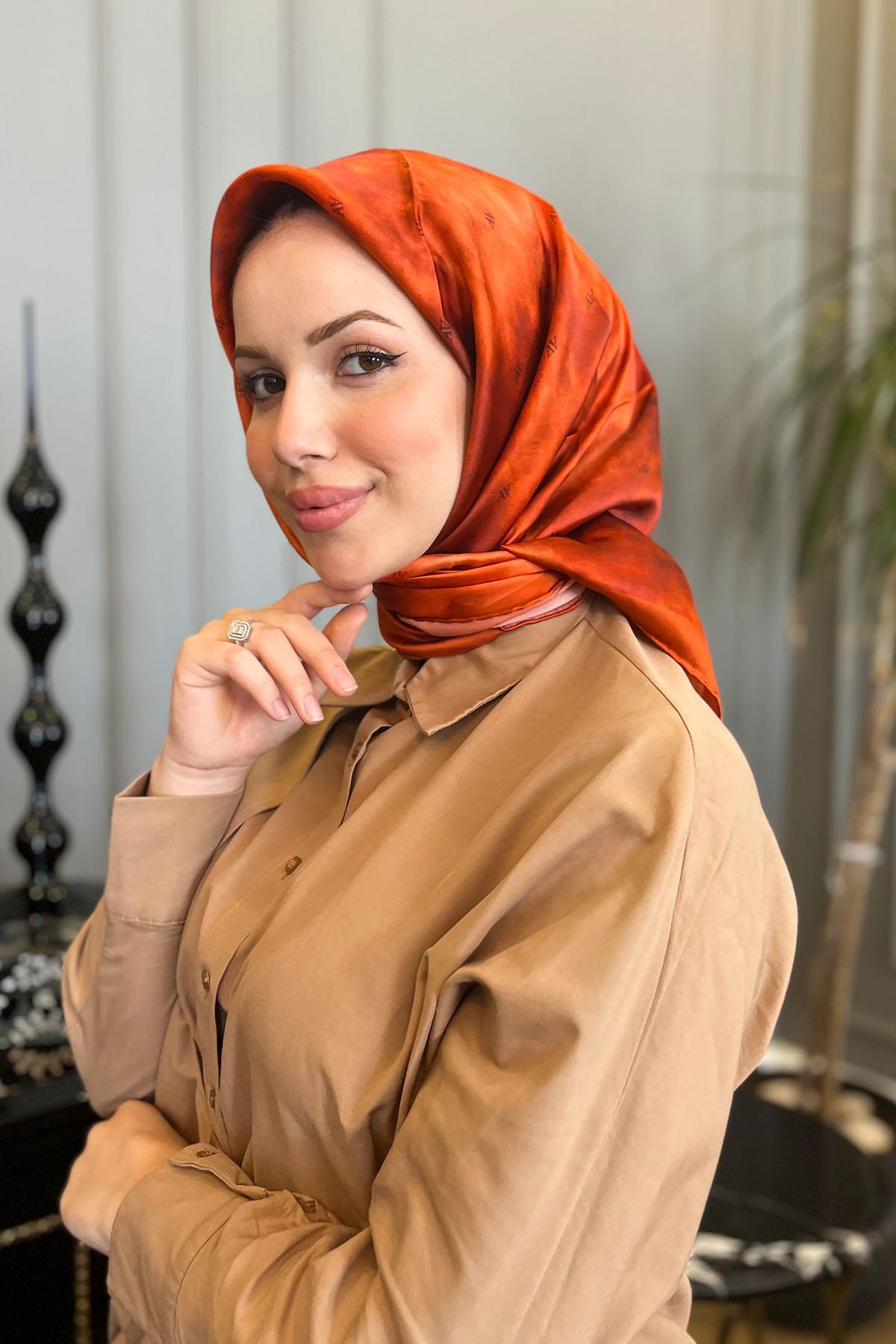 Armine İpek Eşarp 2023 İlkbahar-Yaz - 8933D-03 - Sura