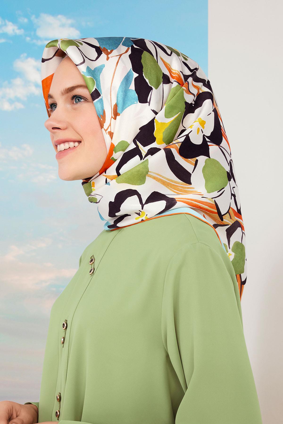 Armine İpek Eşarp 2024 İlkbahar-Yaz - 9153D-80 - Sura