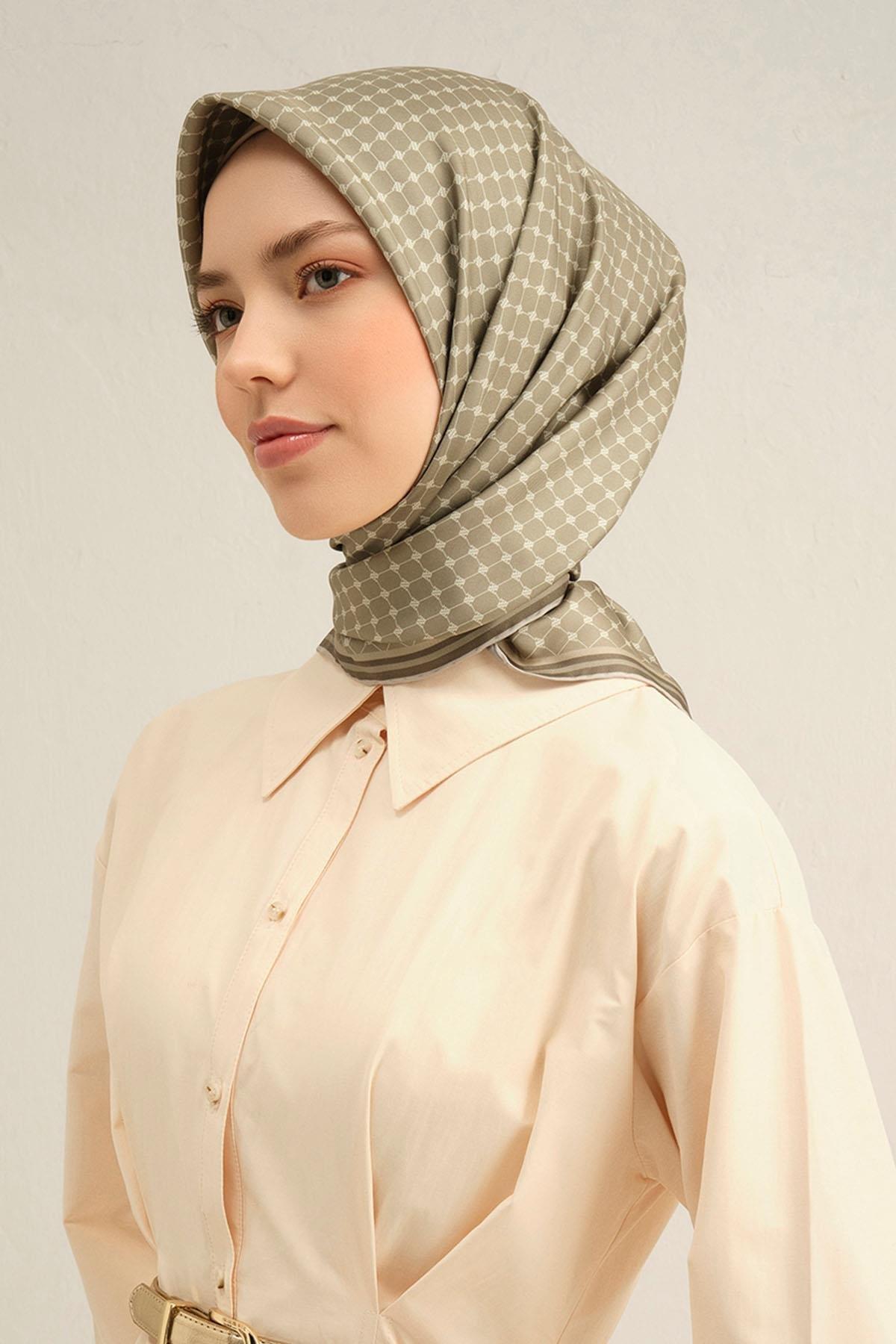 Armine Silk Scarf 2025 Spring-Summer - 9345D-33 - Satin