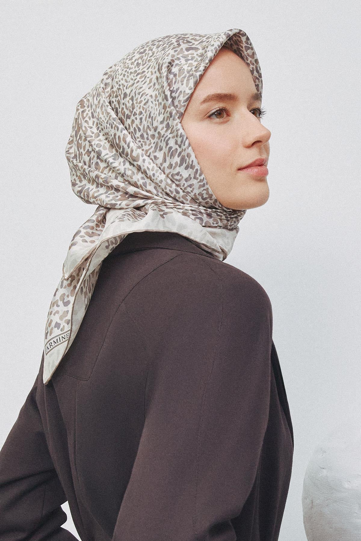 Armine İpek Eşarp 2025 İlkbahar-Yaz - 9352D-05 - Tivil