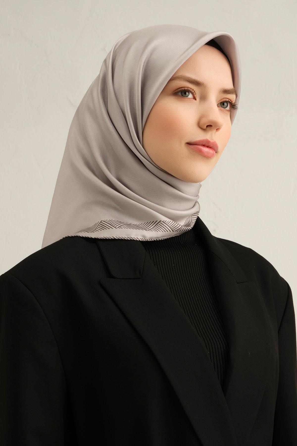 Armine İpek Eşarp 2025 İlkbahar-Yaz - 9357D-57 - Sura