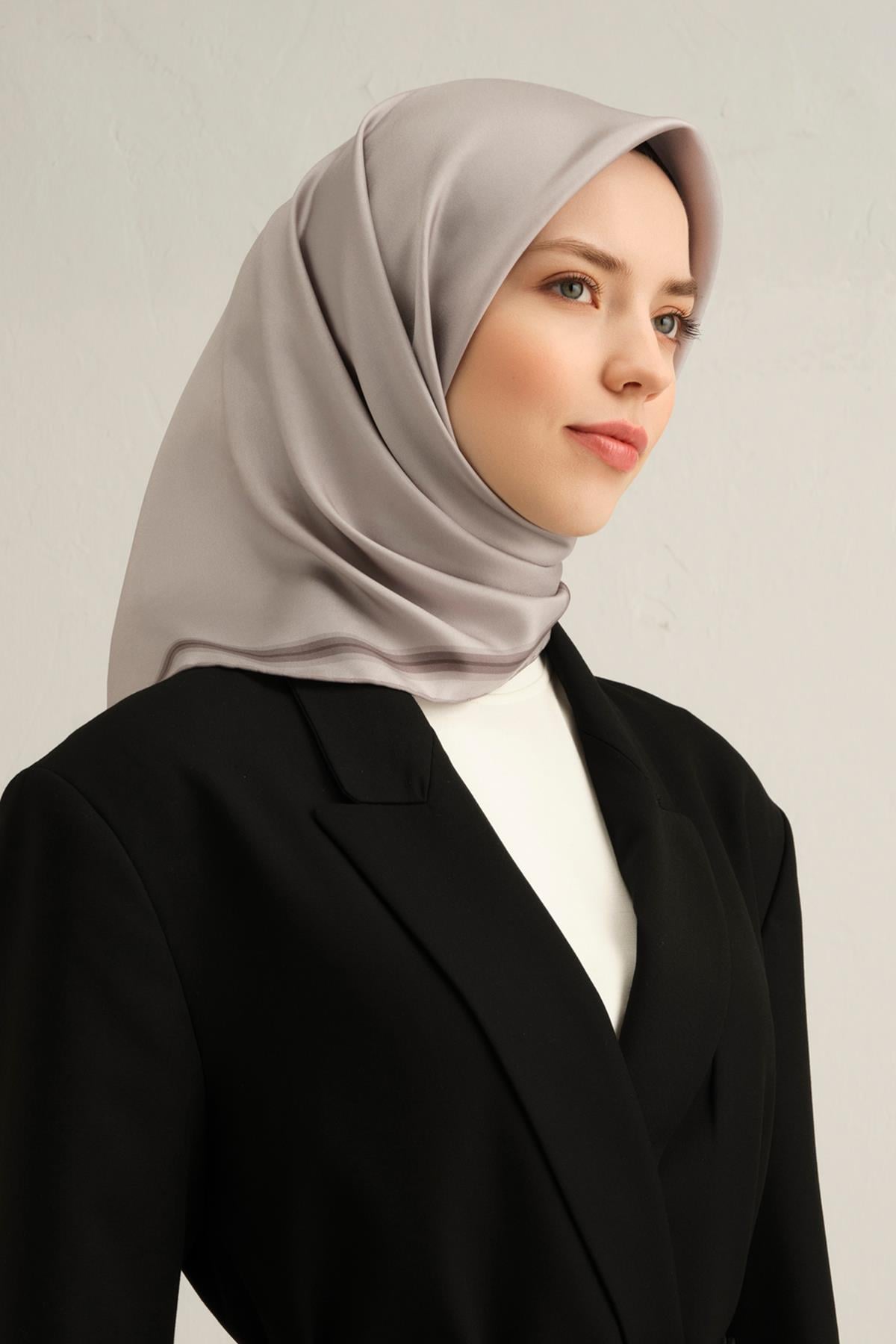 Armine İpek Eşarp 2025 İlkbahar-Yaz - 9356D-37 - Tivil
