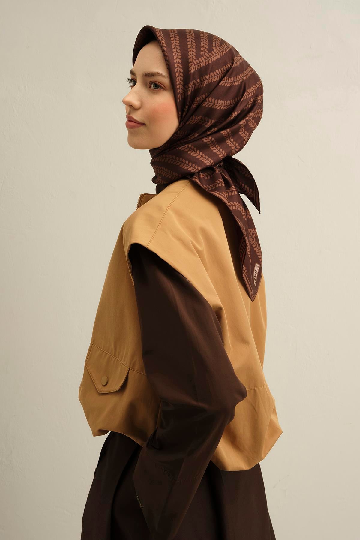 Armine İpek Eşarp 2025 İlkbahar-Yaz - 9351D-84 - Sura
