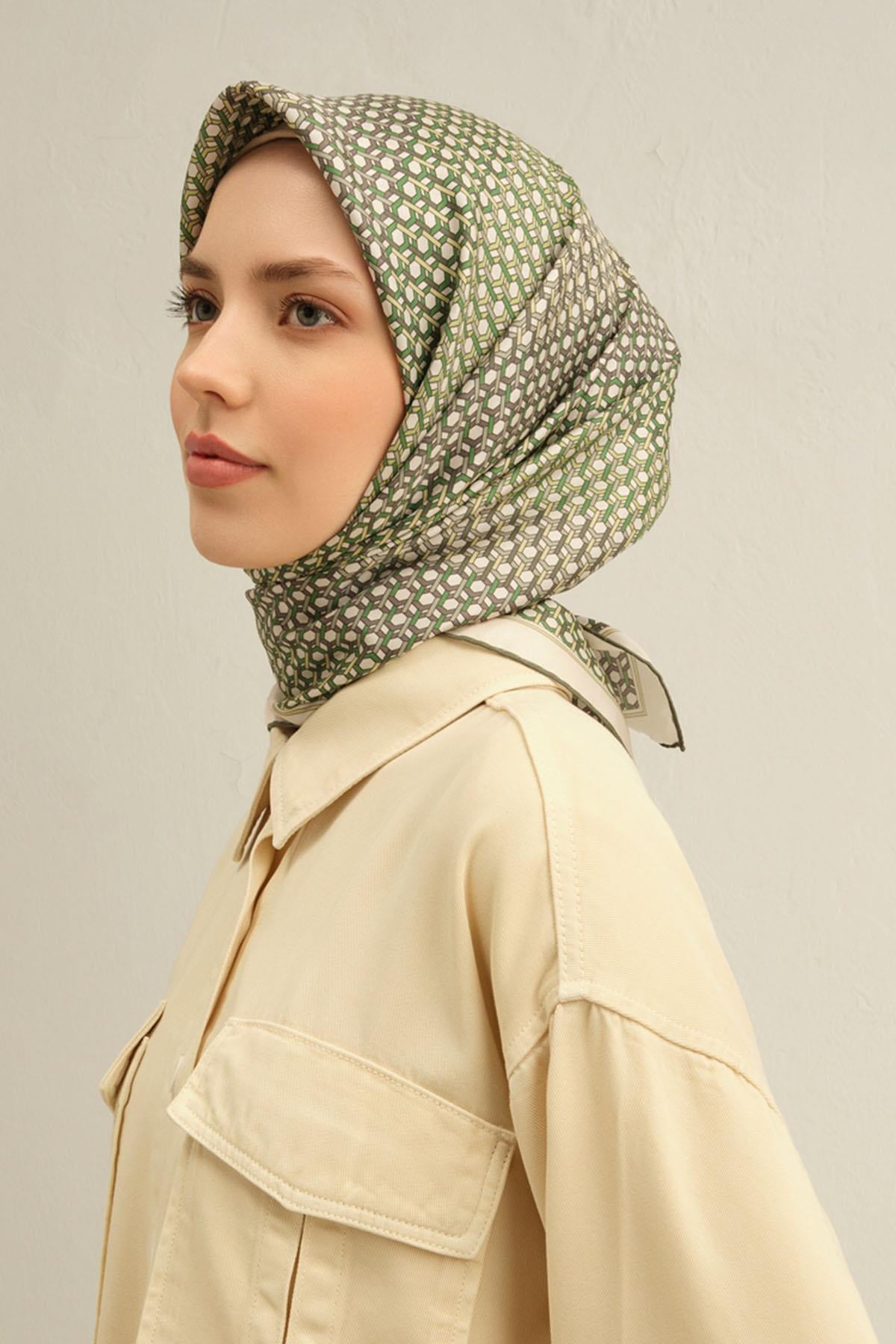 Armine İpek Eşarp 2025 İlkbahar-Yaz - 9319D-05 - Tivil