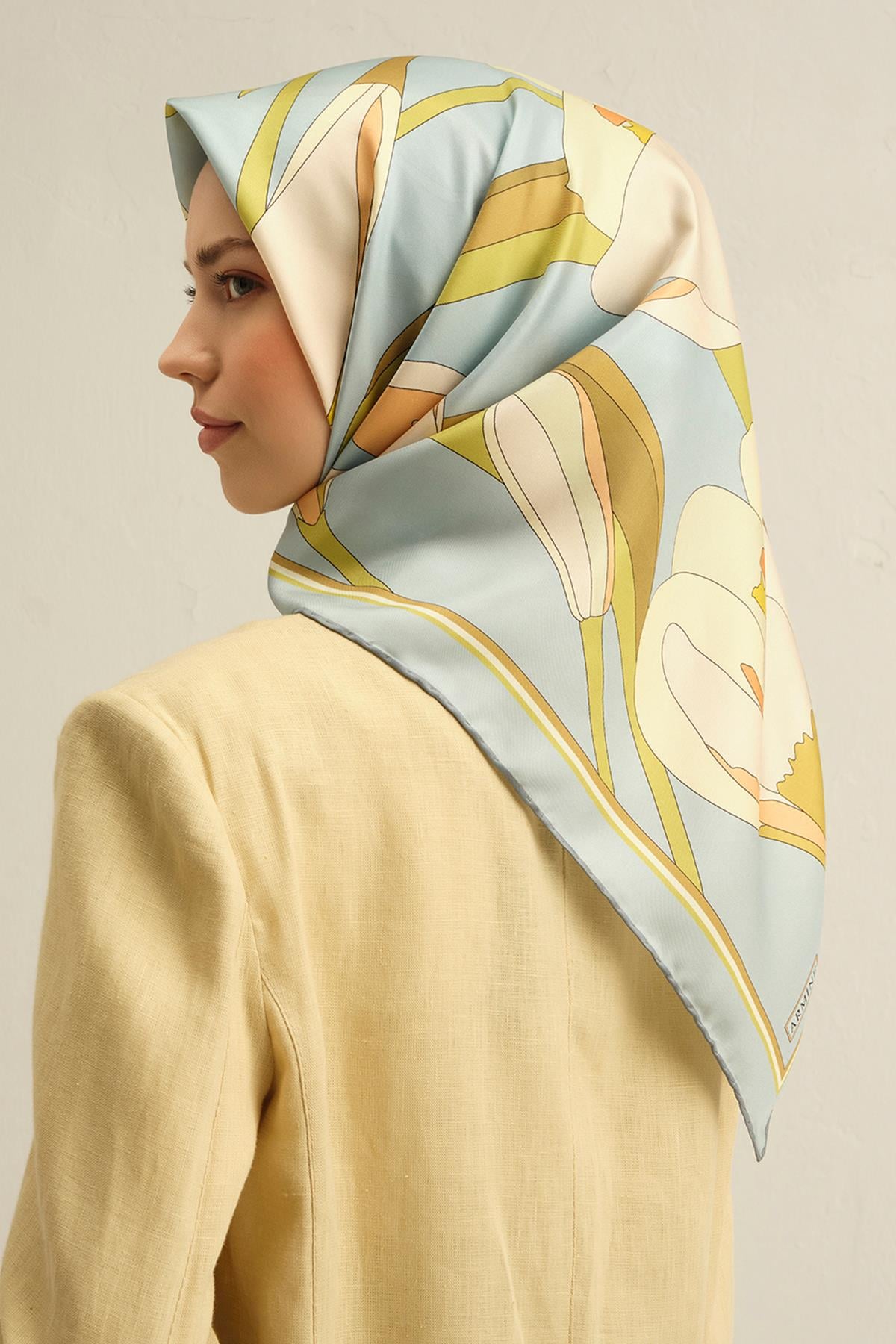 Armine İpek Eşarp 2025 İlkbahar-Yaz - 9302D-01 - Sura