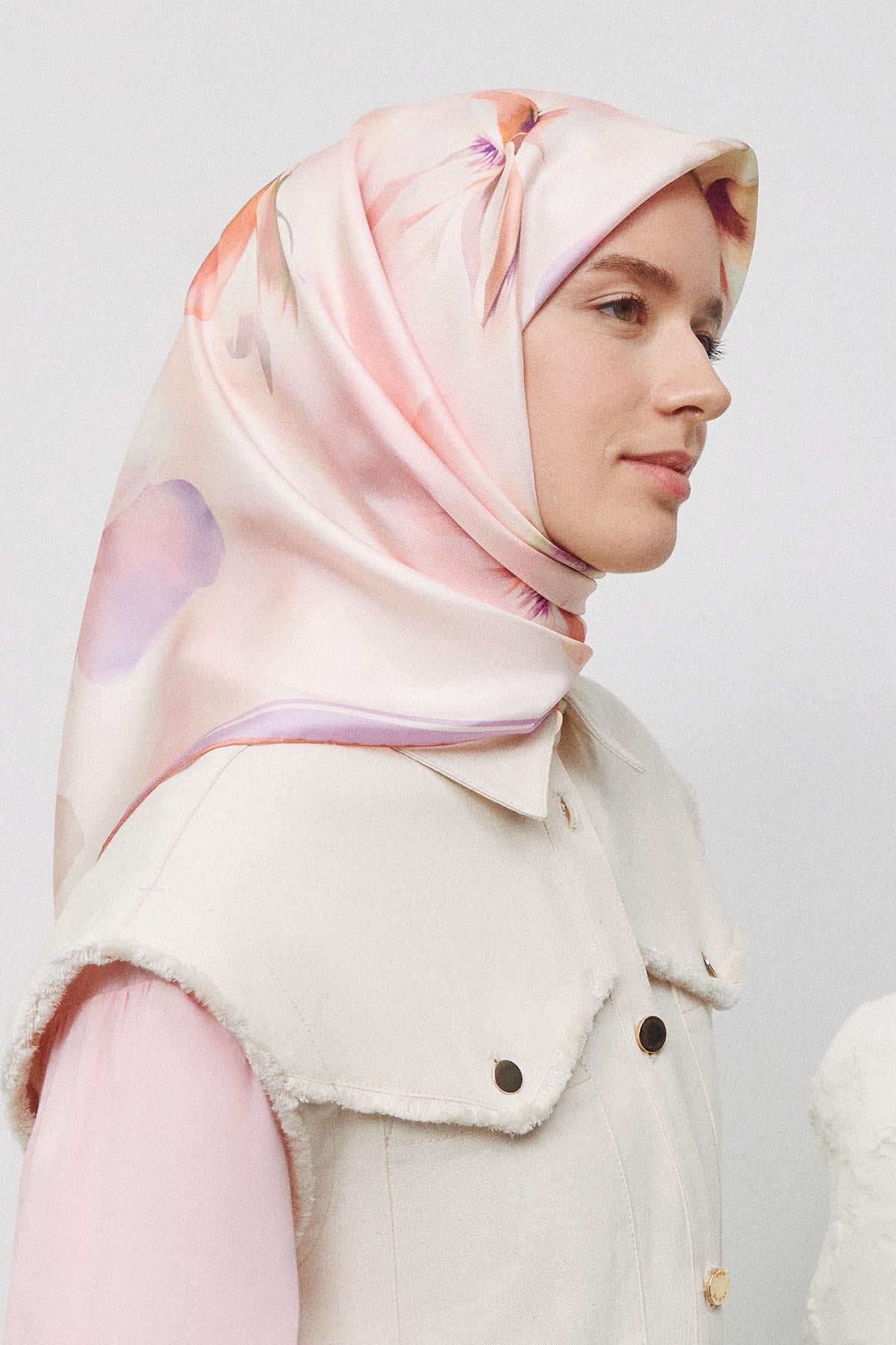 Armine İpek Eşarp 2025 İlkbahar-Yaz - 9305D-54 - Tivil