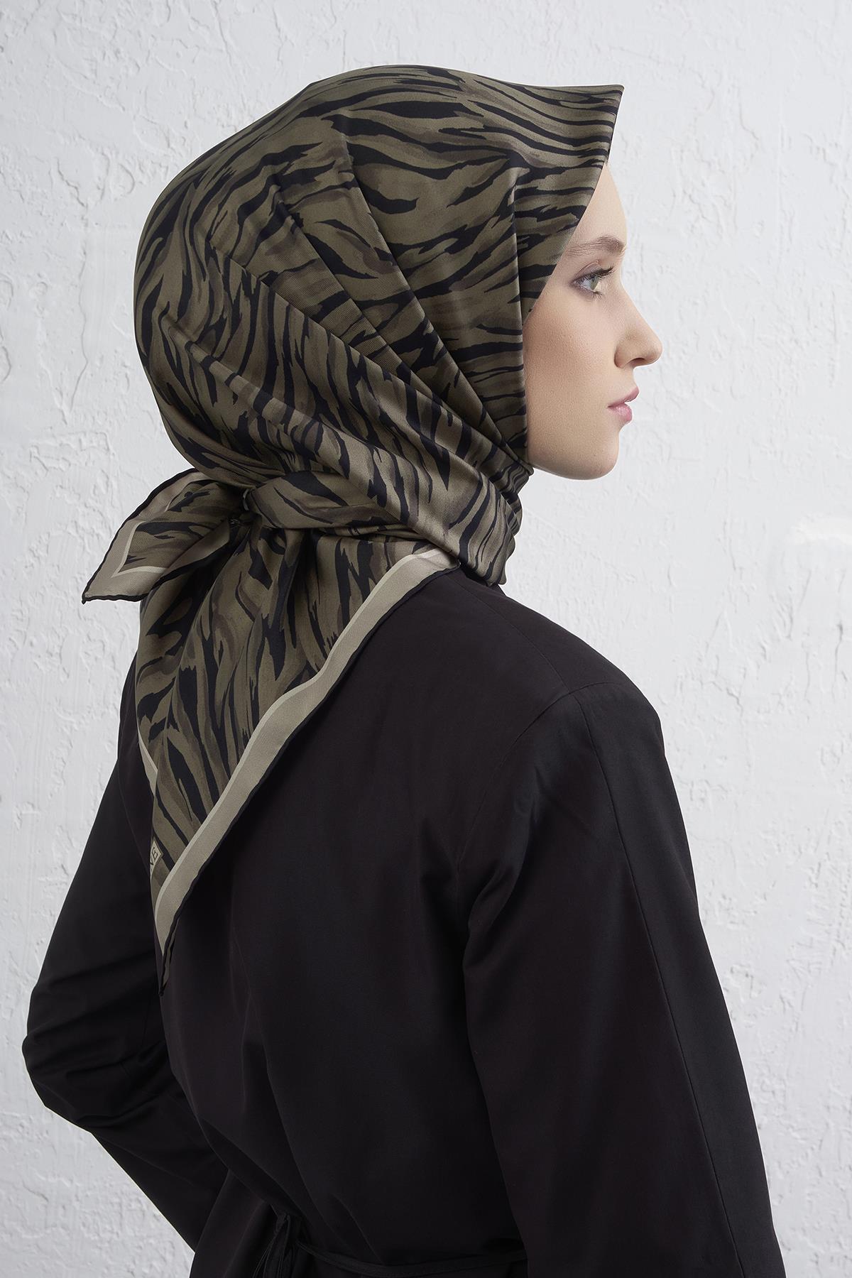 Armine İpek Eşarp 2025/2026 Sonbahar Kış - 9435D-40 - Sura