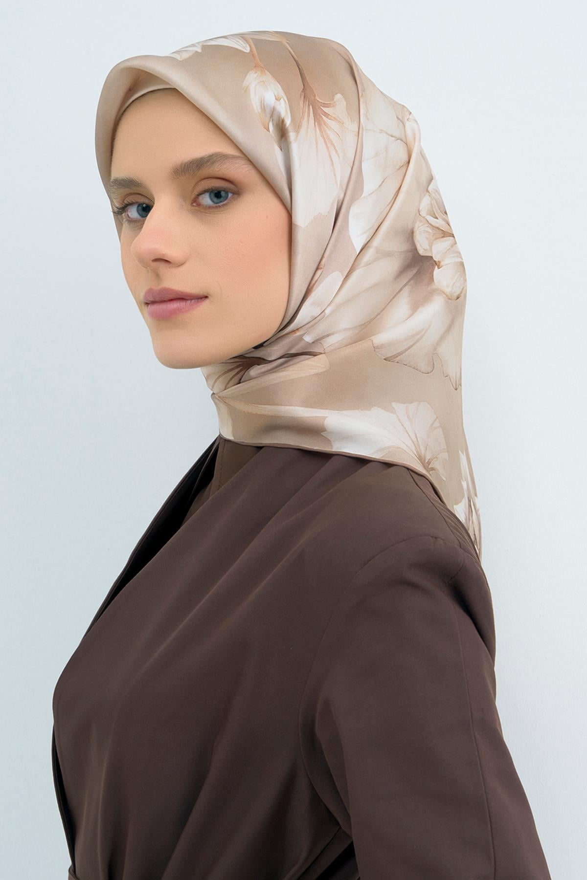 Armine İpek Eşarp 2026 İlkbahar-Yaz - 9505D-85 - Tivil