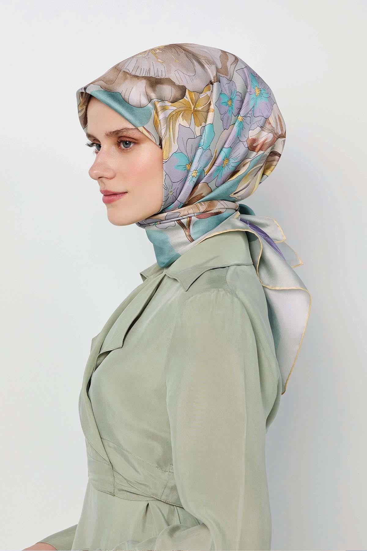 Armine İpek Eşarp 2026 İlkbahar-Yaz - 9529D-81 - Sura